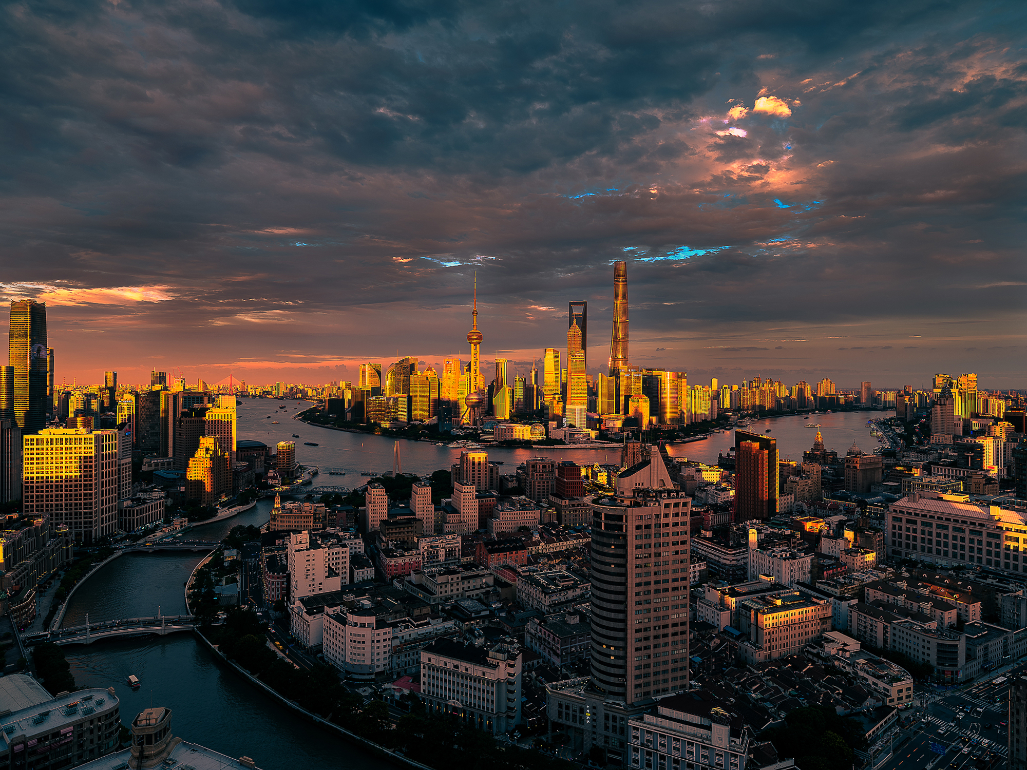 Private Tour Shanghai + Hangzhou + Wuzhen + Suzhou 4-Day 3-Night Jiangnan Trip