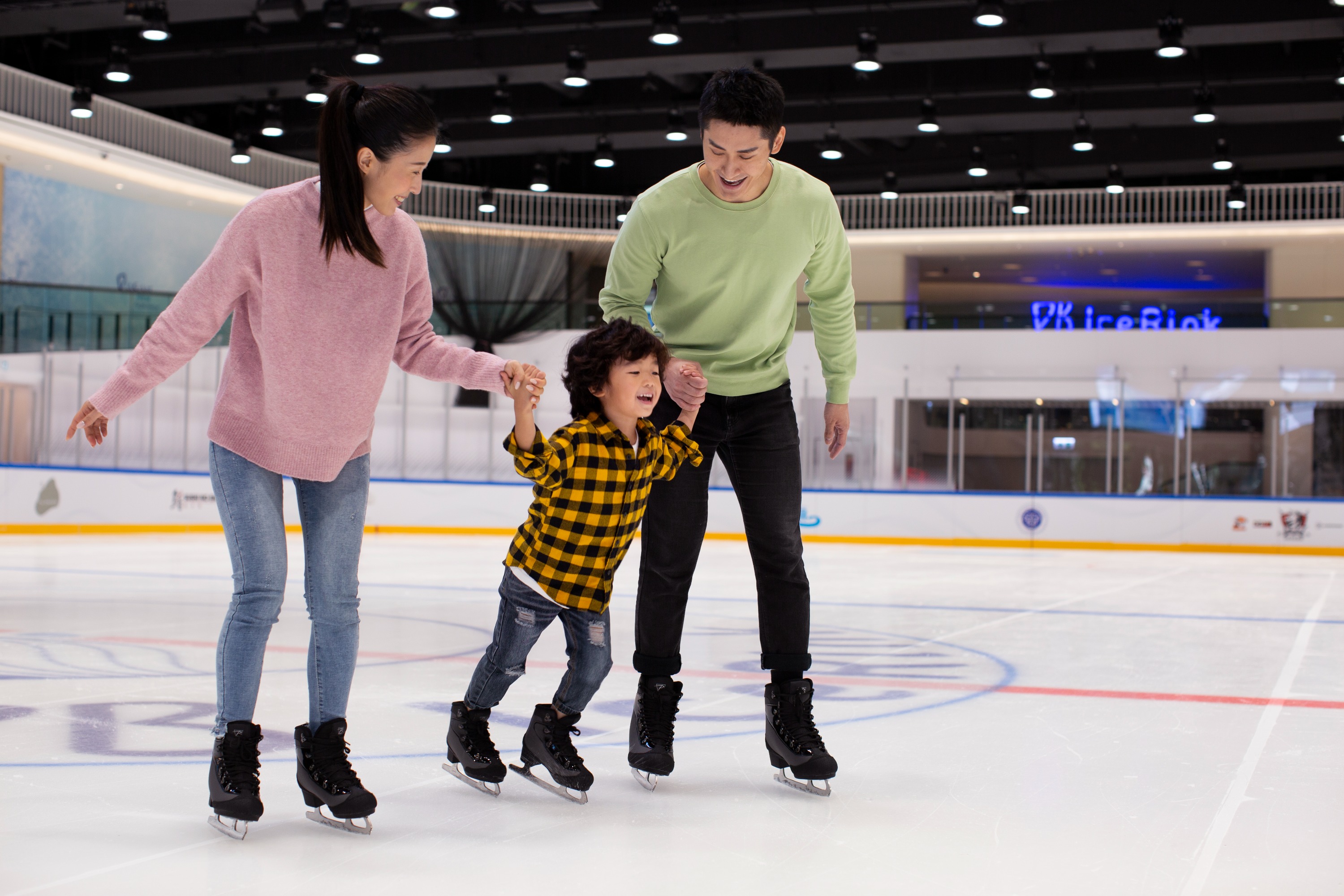 Skating is a great way to bond with your children and enhance the parent-child relationship.