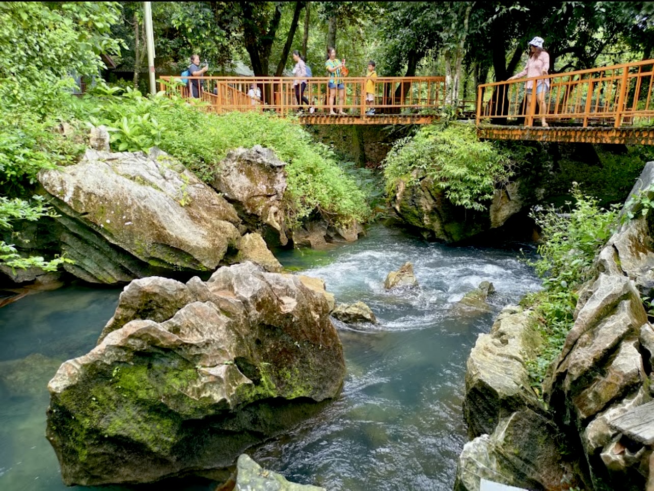 Vangvieng Climbing & Ballon (Departure from Vientiane)