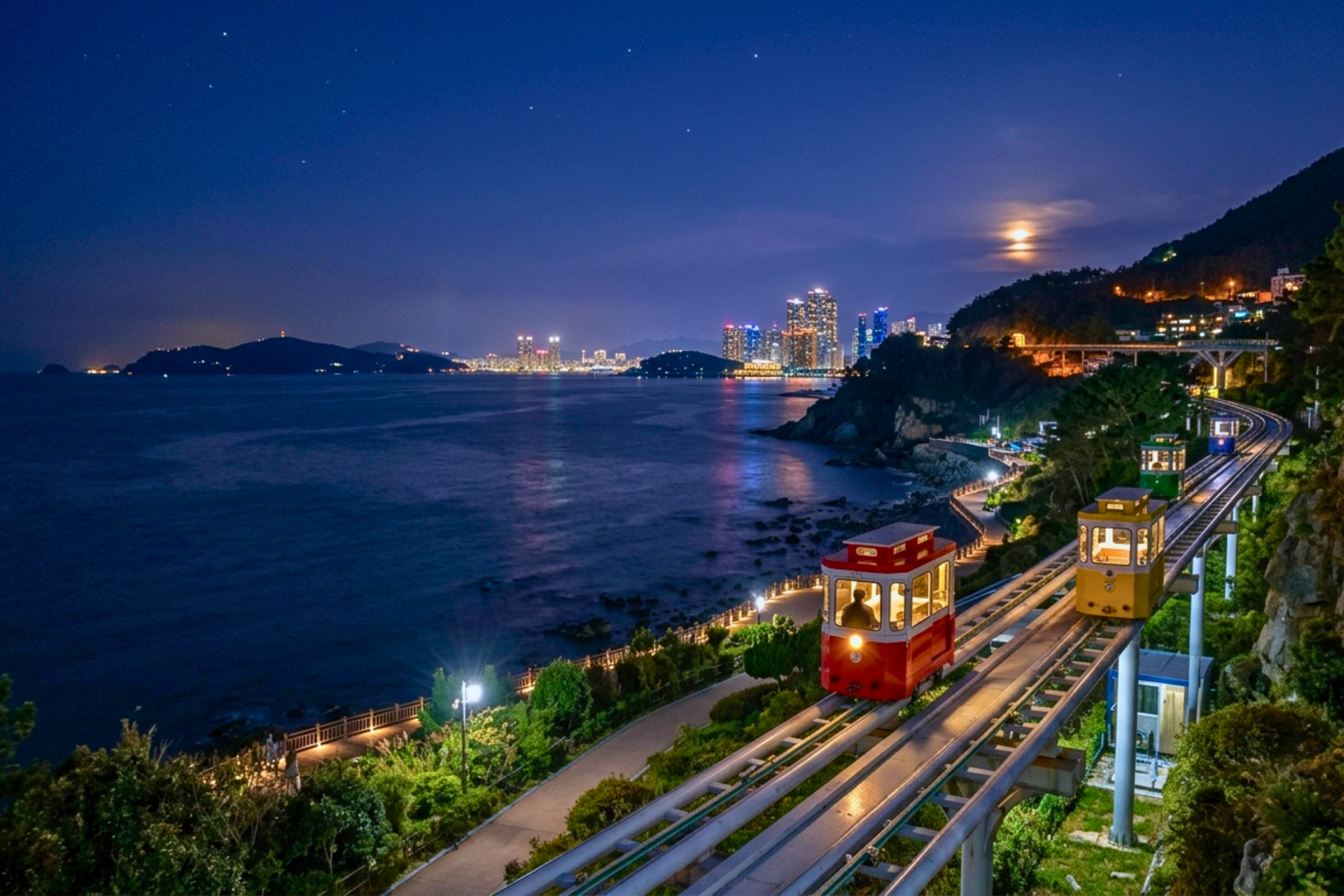 Busan Night Private Car Tour Gwangalli Beach / Cheongsapo / Coastal Night Views