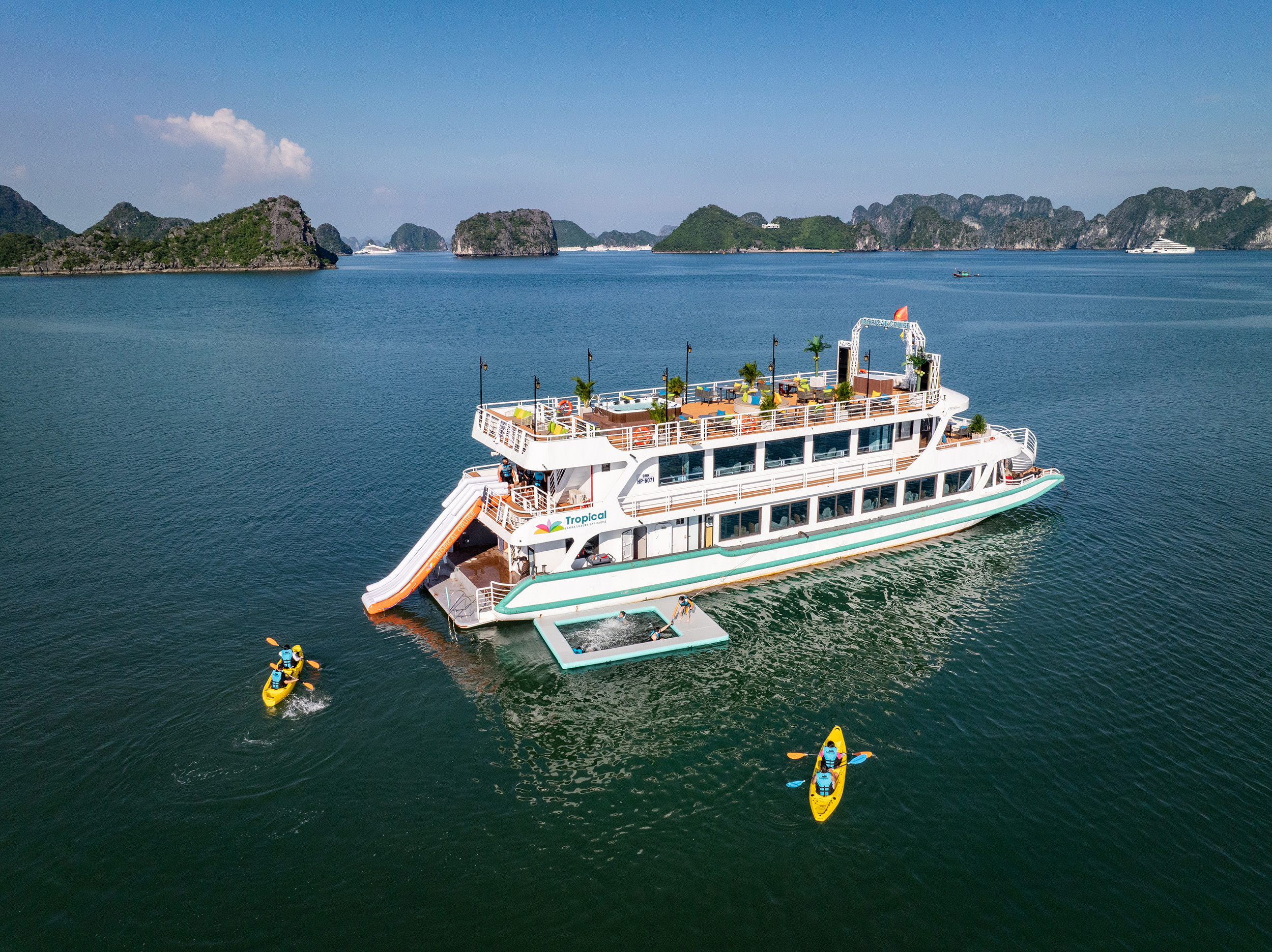 Tropical Day Cruise: Ha Long Bay & Lan Ha Bay, Cat Ba Island Tour
