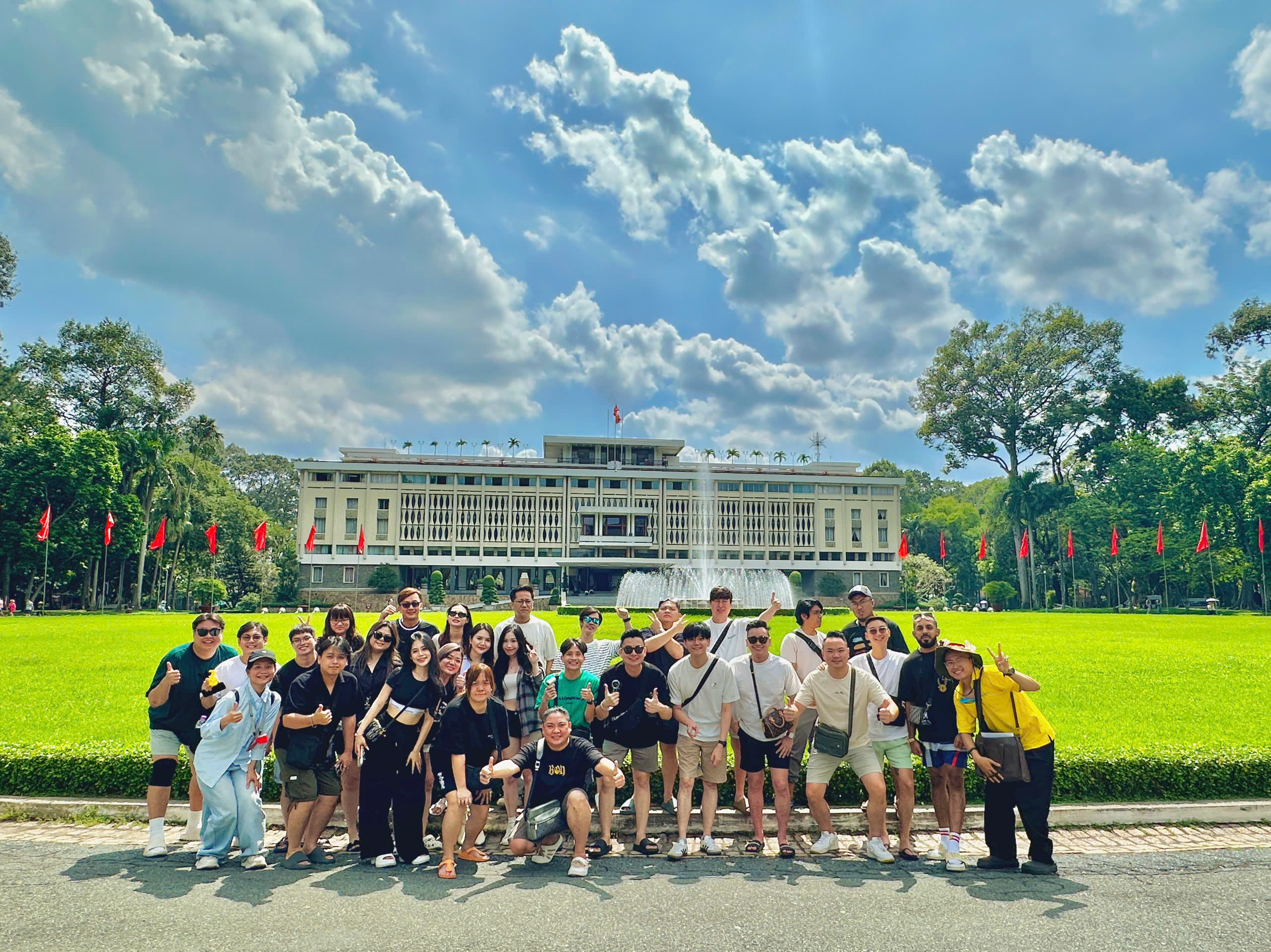 Tour Guide Service in Ho Chi Minh City