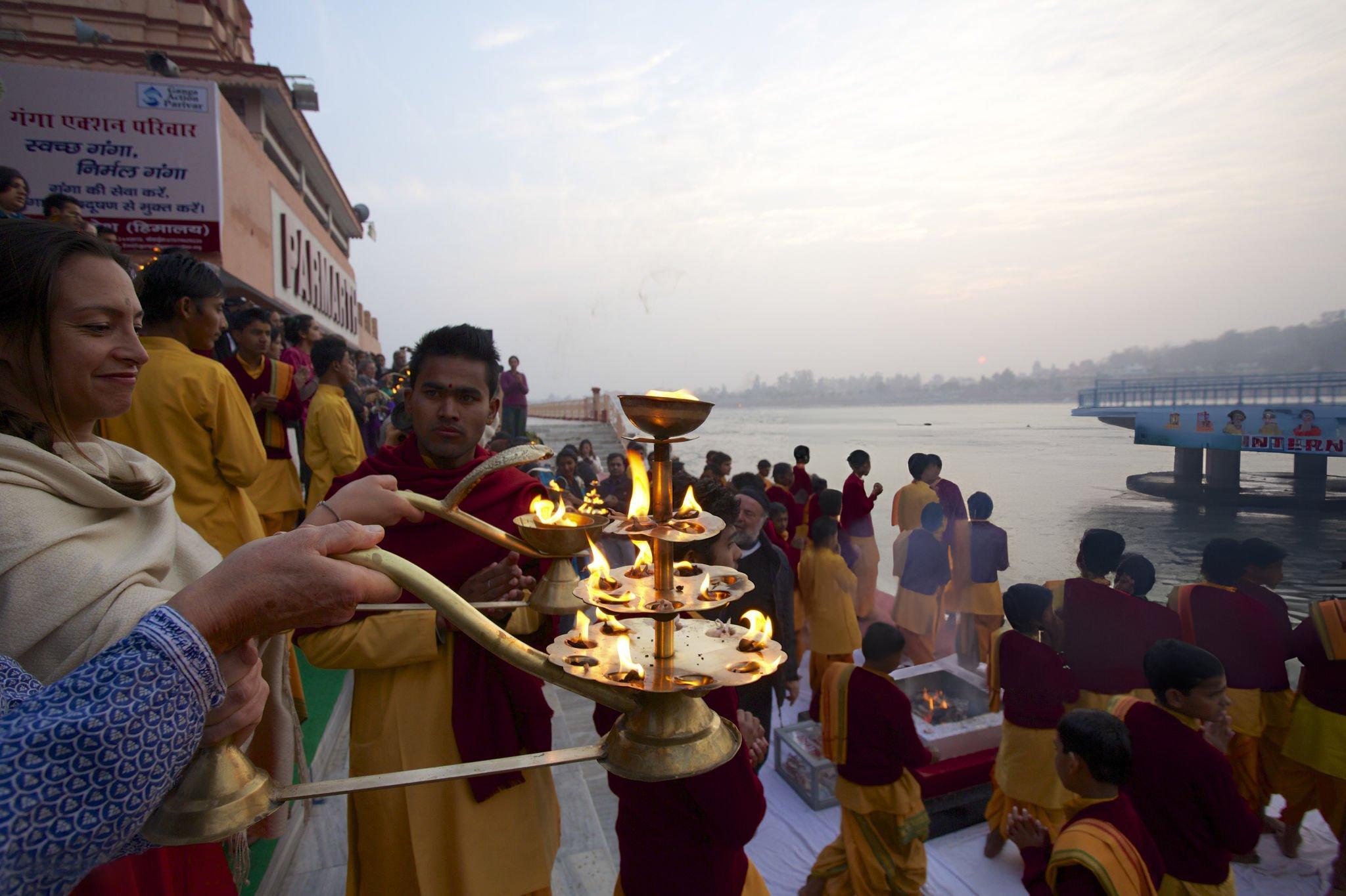 Rishikesh Night Walking Tour (2 Hour Guided Experience with a Local)