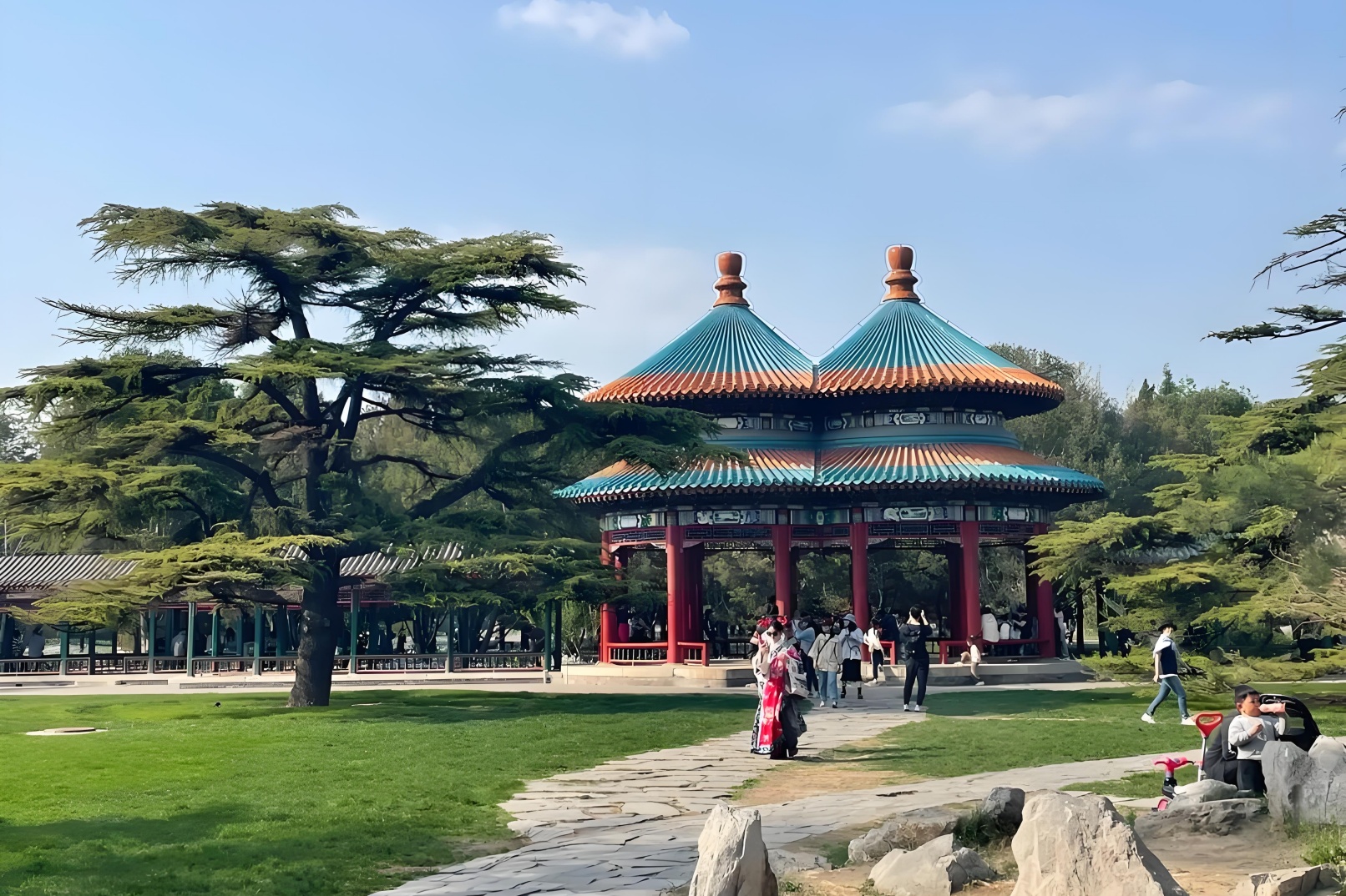 Visit Beijing, watch Peking Opera, eat roast duck, see giant pandas, and taste special food attractions