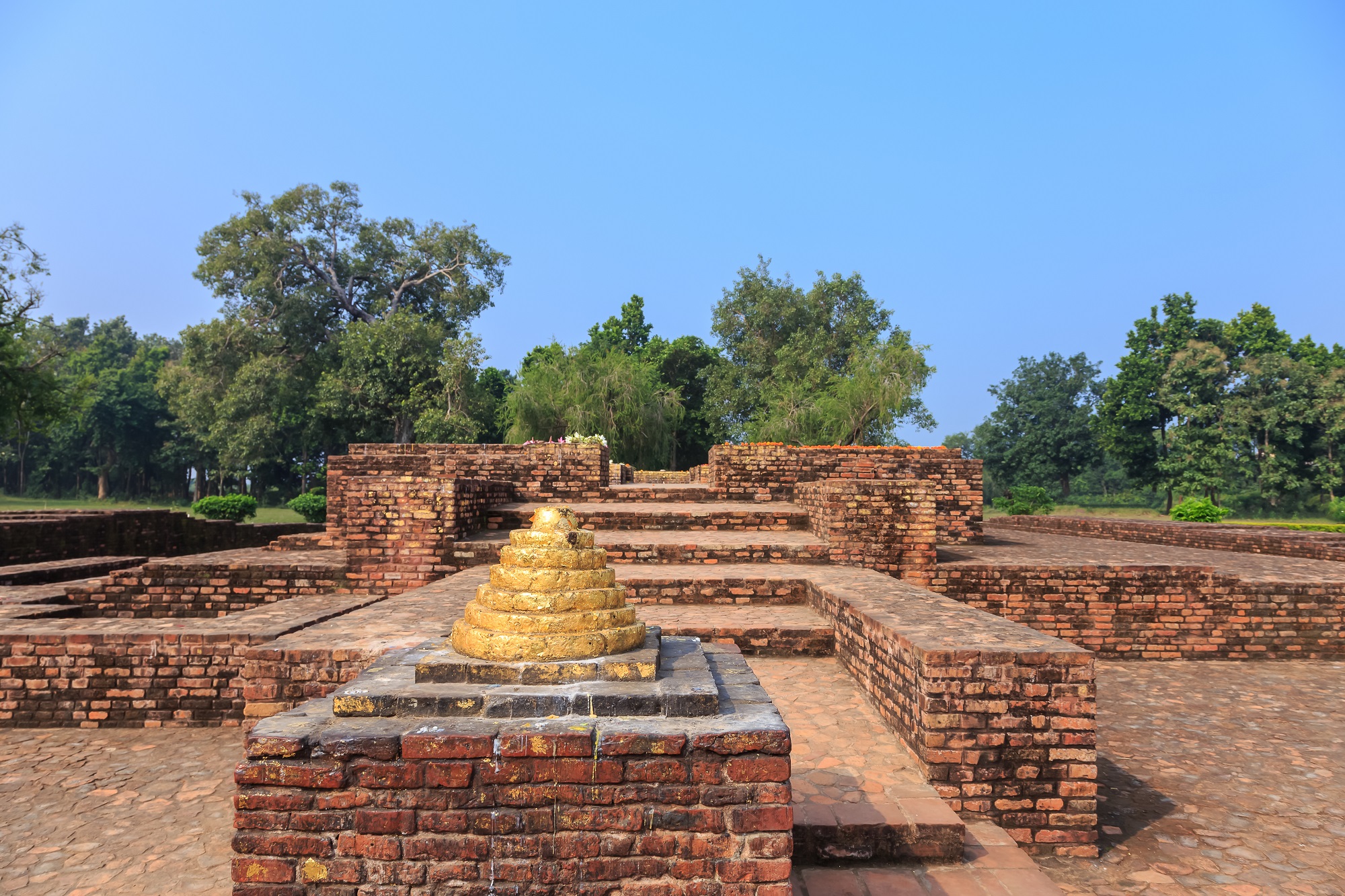 Gandhakuti or Buddha_s hut in Jetavana monastery, Shravasti.