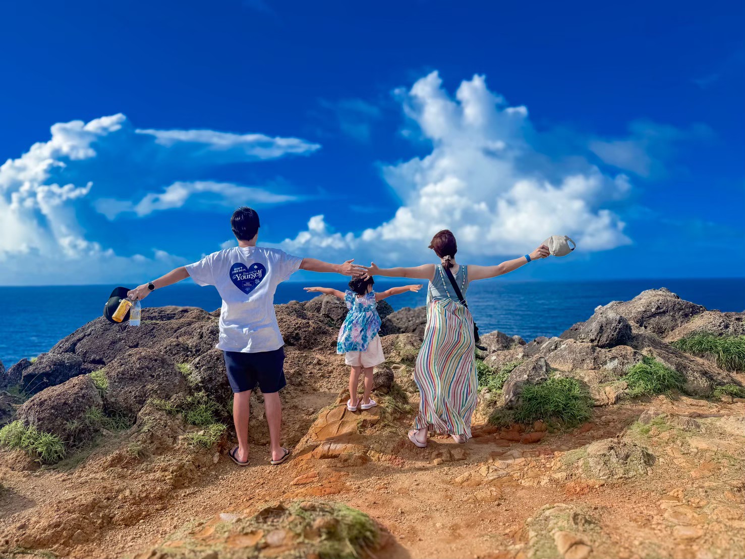 【1-Day】SNS-Worthy Scenic Spots & Mangrove Exploration! Ishigaki Island Photo Tour and Water Stroll