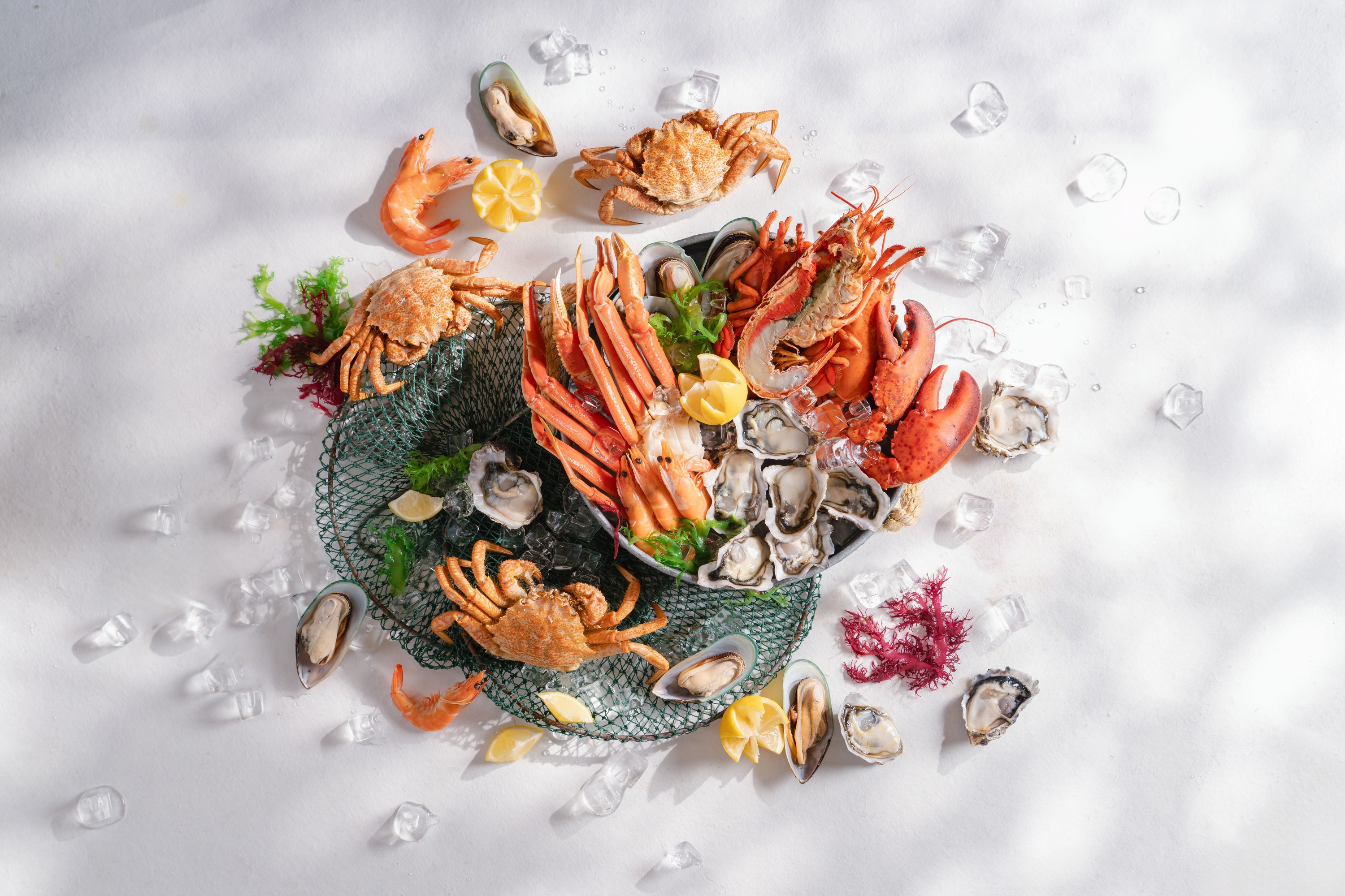 酒店自助餐 美食 派對聚會 公司活動 學校及教會 船河 會所 教堂 婚宴 親子 家庭 生日會 慶祝