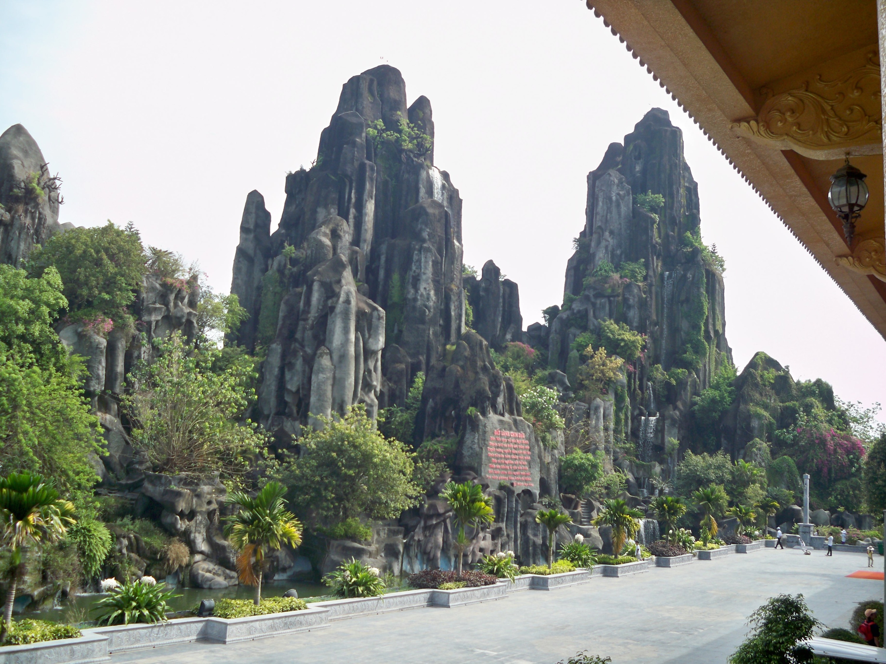 Marble Mountains & Non Nuoc Stone Carving Memory Museum Ticket