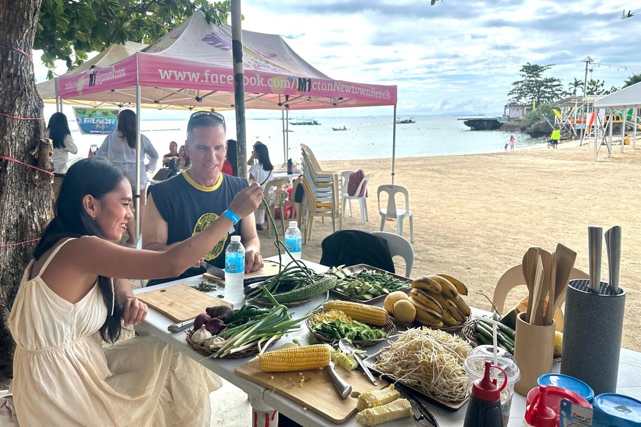 您的美食探險之旅將從 Beach Park - Hadsan 展開，為您的課程營造完美的熱帶氛圍。