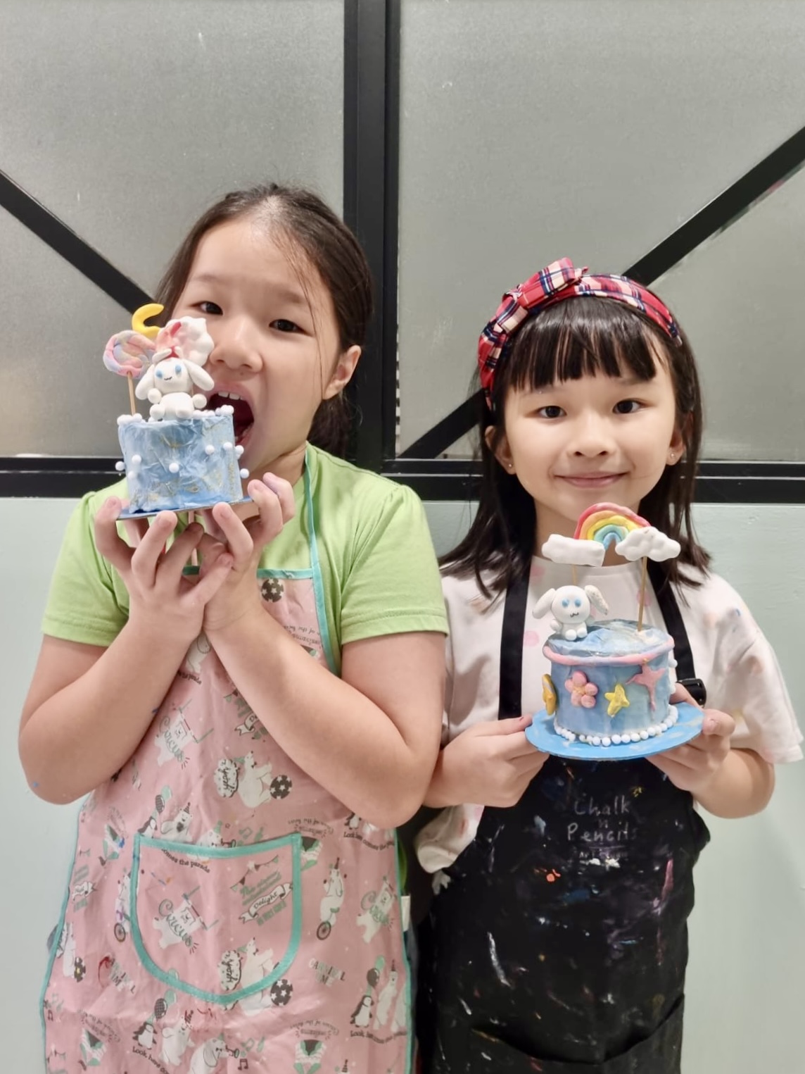 Chalk N Pencils Art Café - Character Air Clay