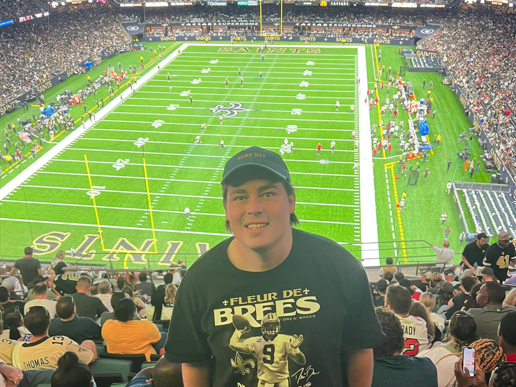 Футбольный матч New Orleans Saints в Caesars Superdome