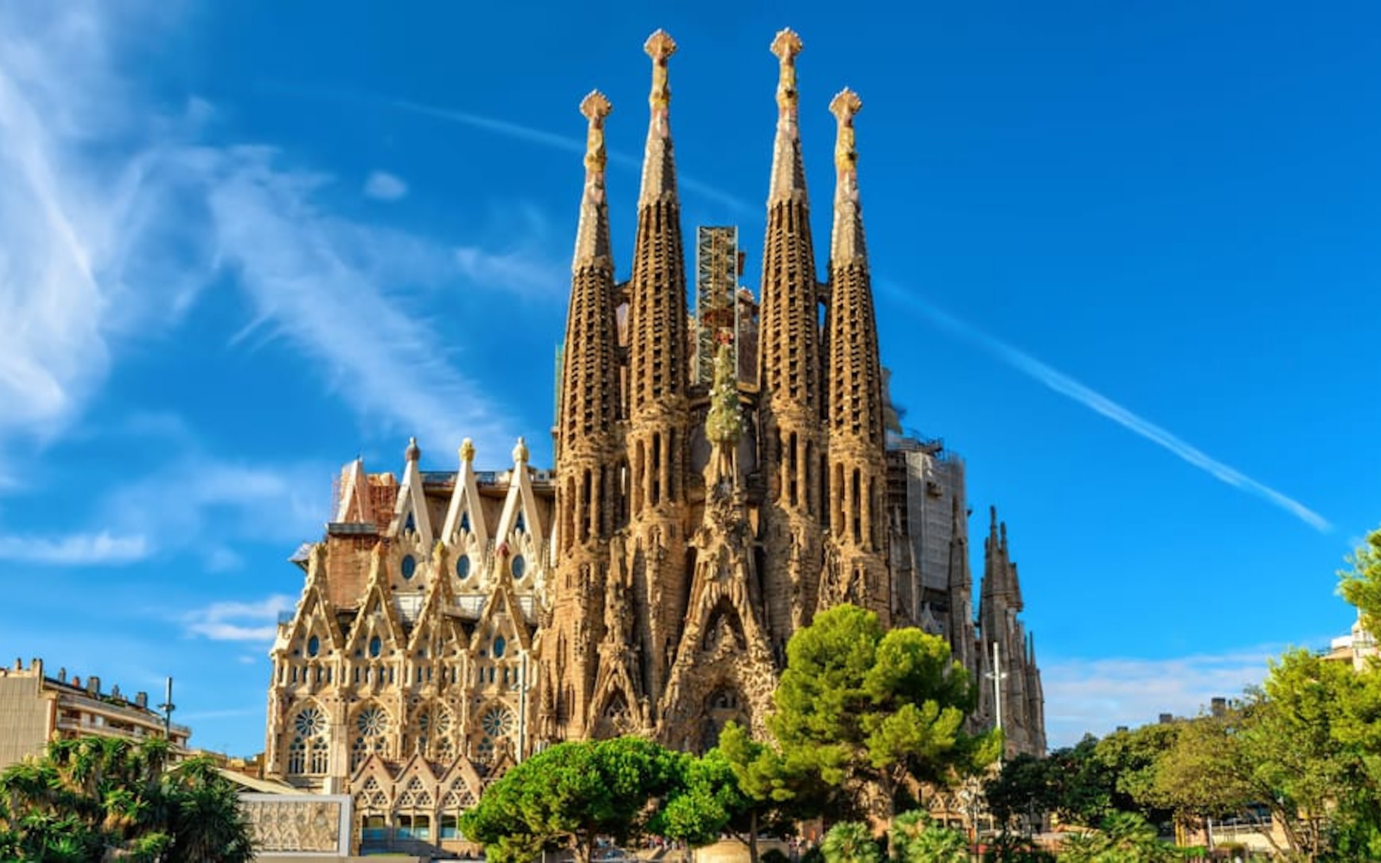 Sagrada Familia & Montserrat full-day tour with pickup