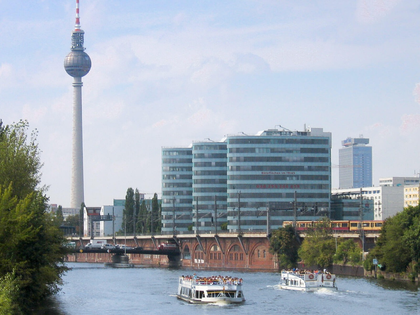 [SALE] Berlin Hop-On Hop-Off Sightseeing Boat Tour (24 or 48 Hours ...