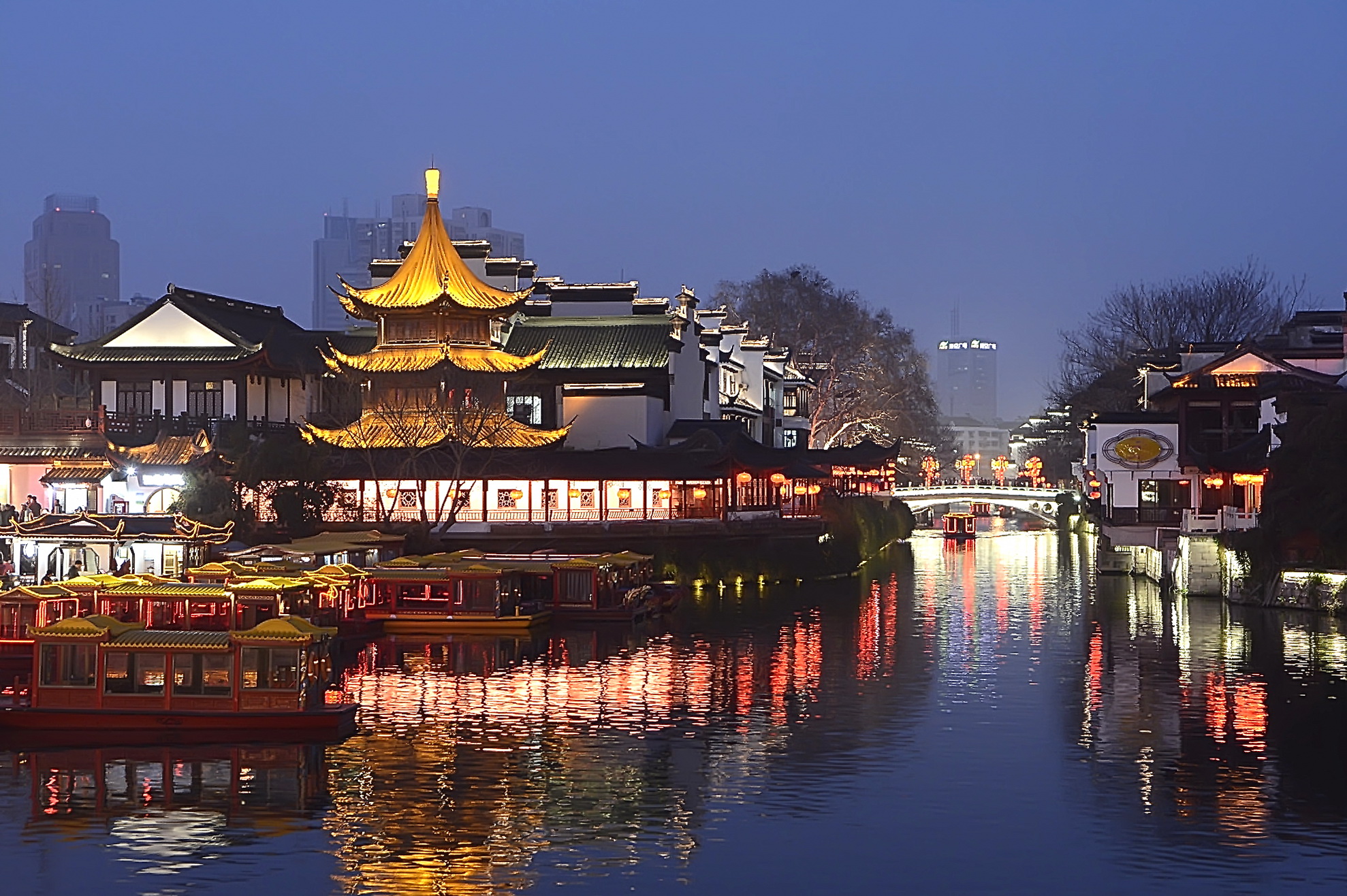 南京：大報恩寺+城牆博物館+總統府+南京博物館+夫子廟一日遊（中文導遊，一次玩夠六朝古都）