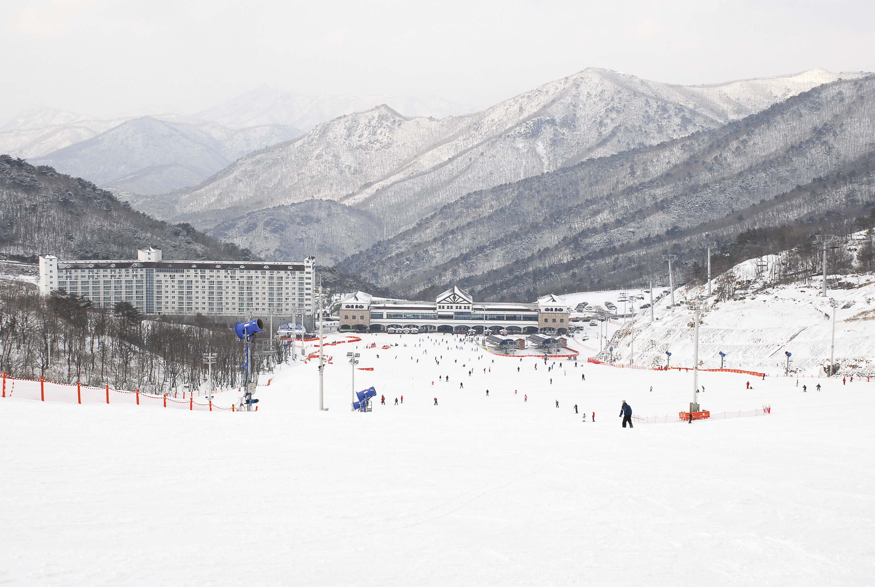 伊甸谷滑雪度假村一日遊（釜山出發 / 包指導課 & 交通接送）