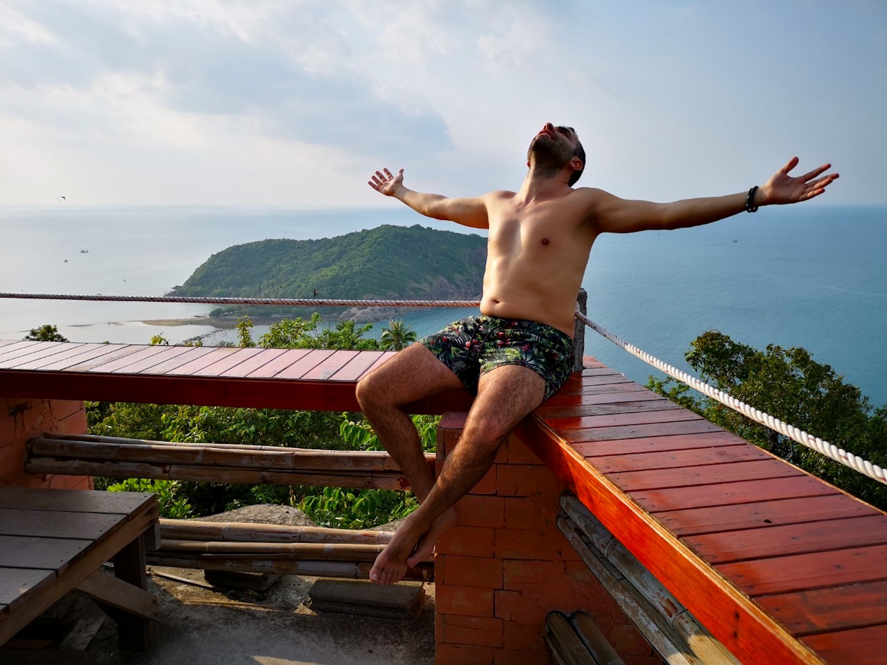 從帕岸島出發：乘坐私家車進行島嶼浮潛之旅