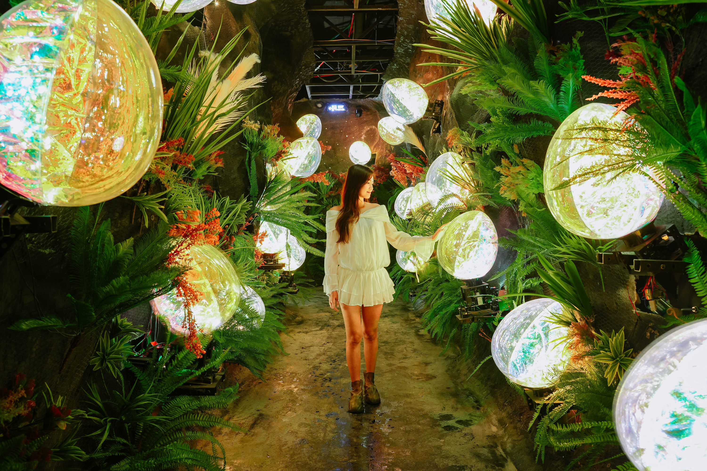 Lumiere Light Art Museum Ticket at Sun World Ba Na Hills