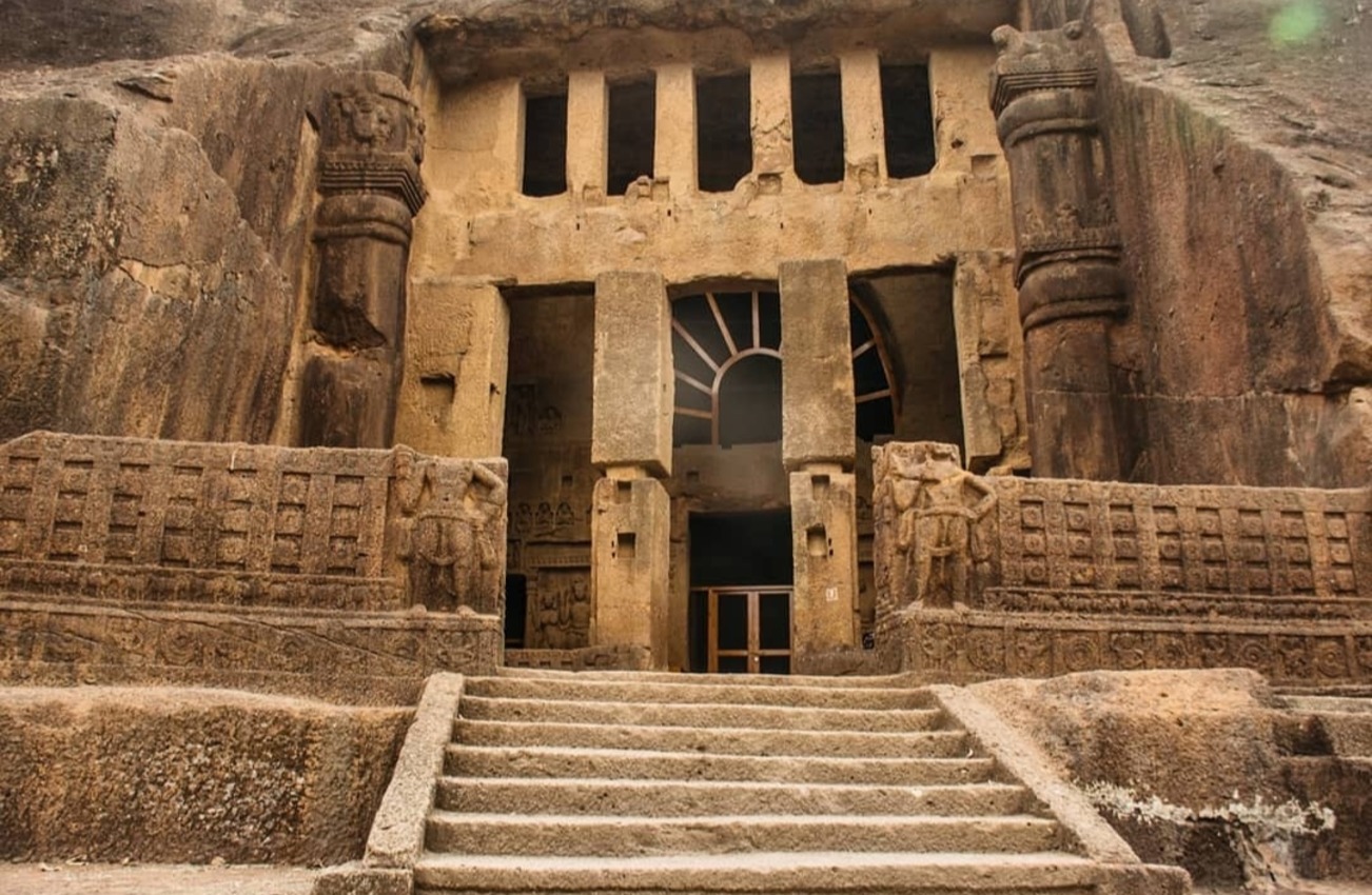 Private Buddhist Kanheri Caves Tour