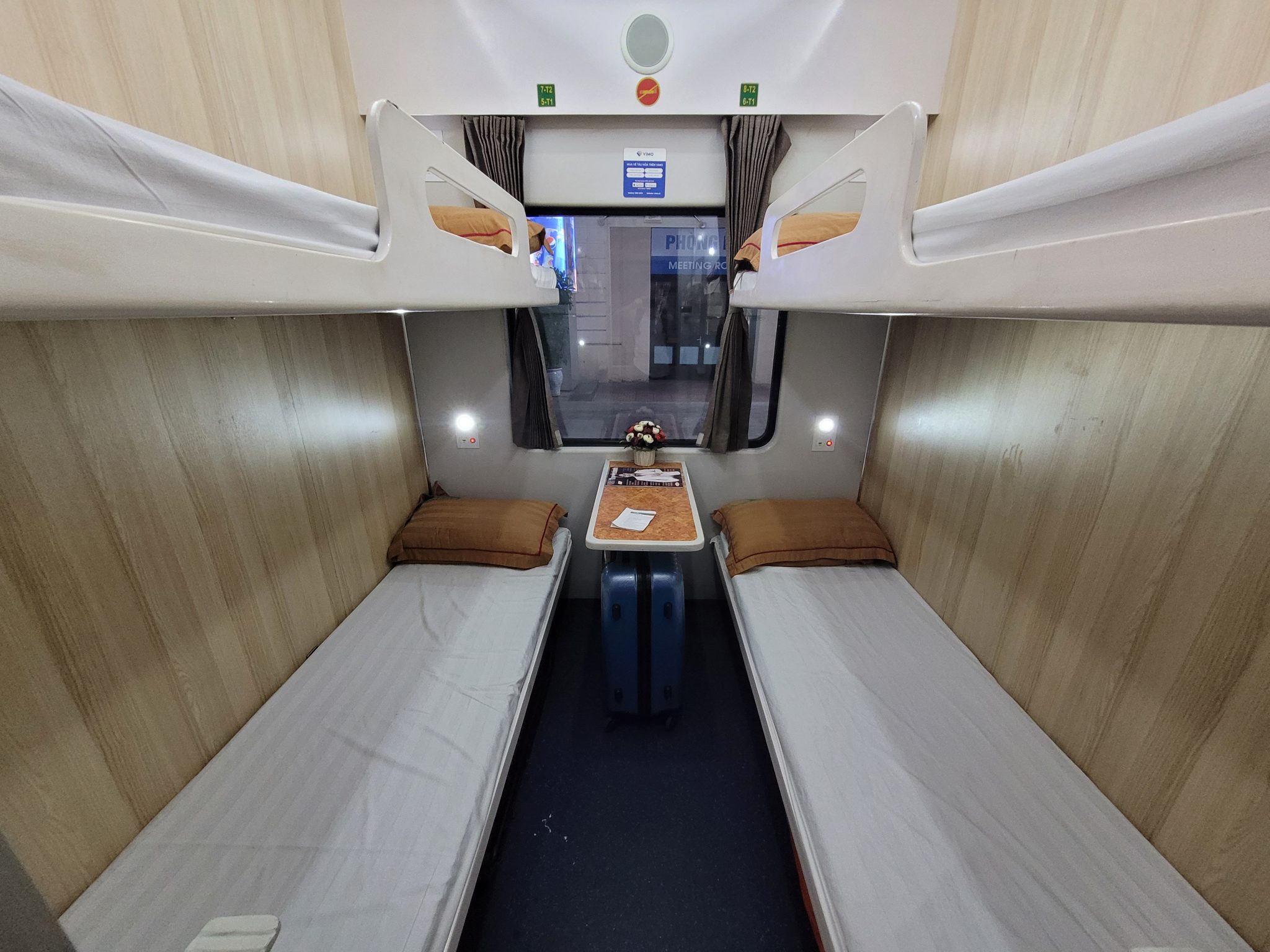Air-conditioned 4-sleeping berth coach with 4 berths