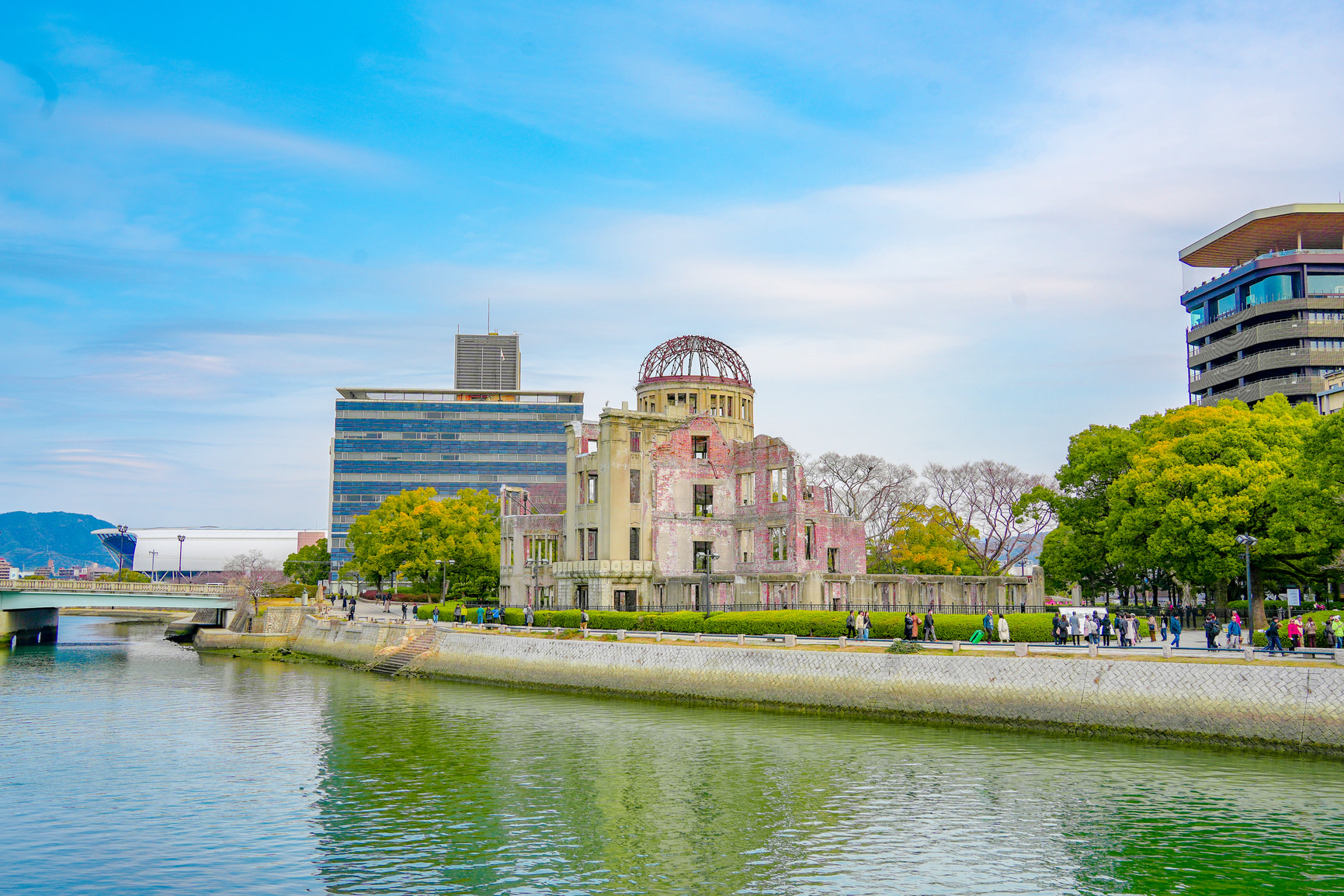 From Osaka: Hiroshima and Miyajima Day Trip by Bullet Train (Optional)