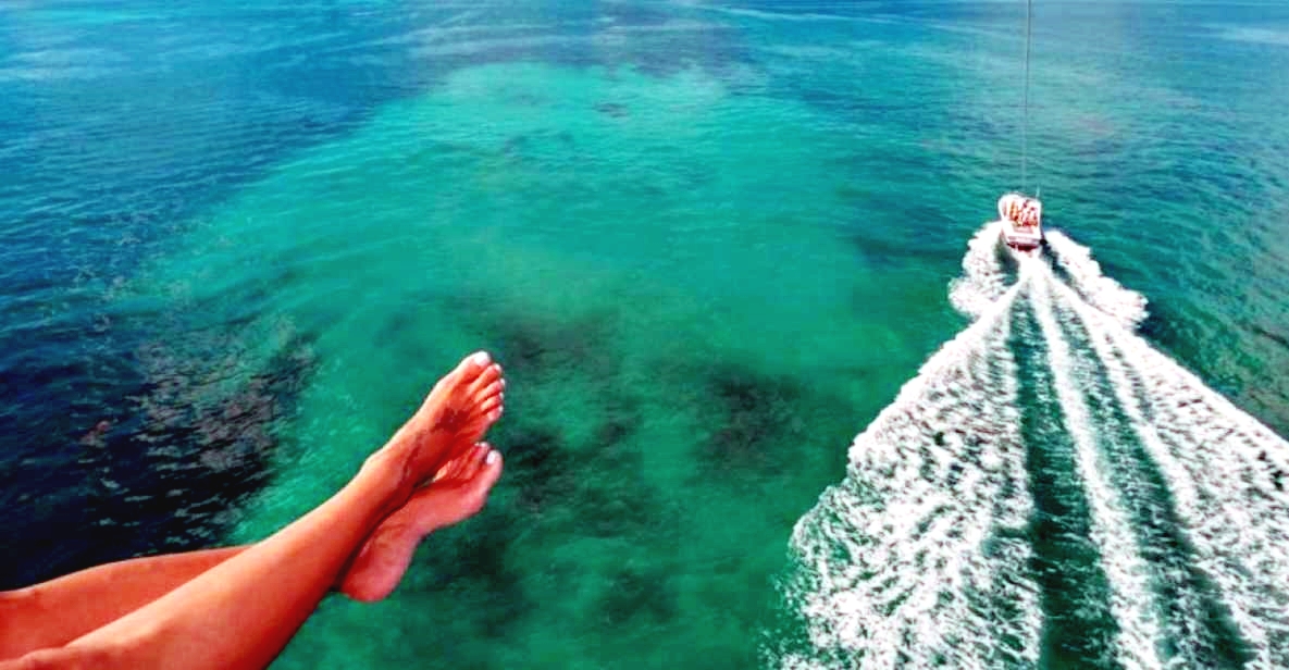 Sharm El Sheikh: Parasailing with Optional Banana Boat Ride