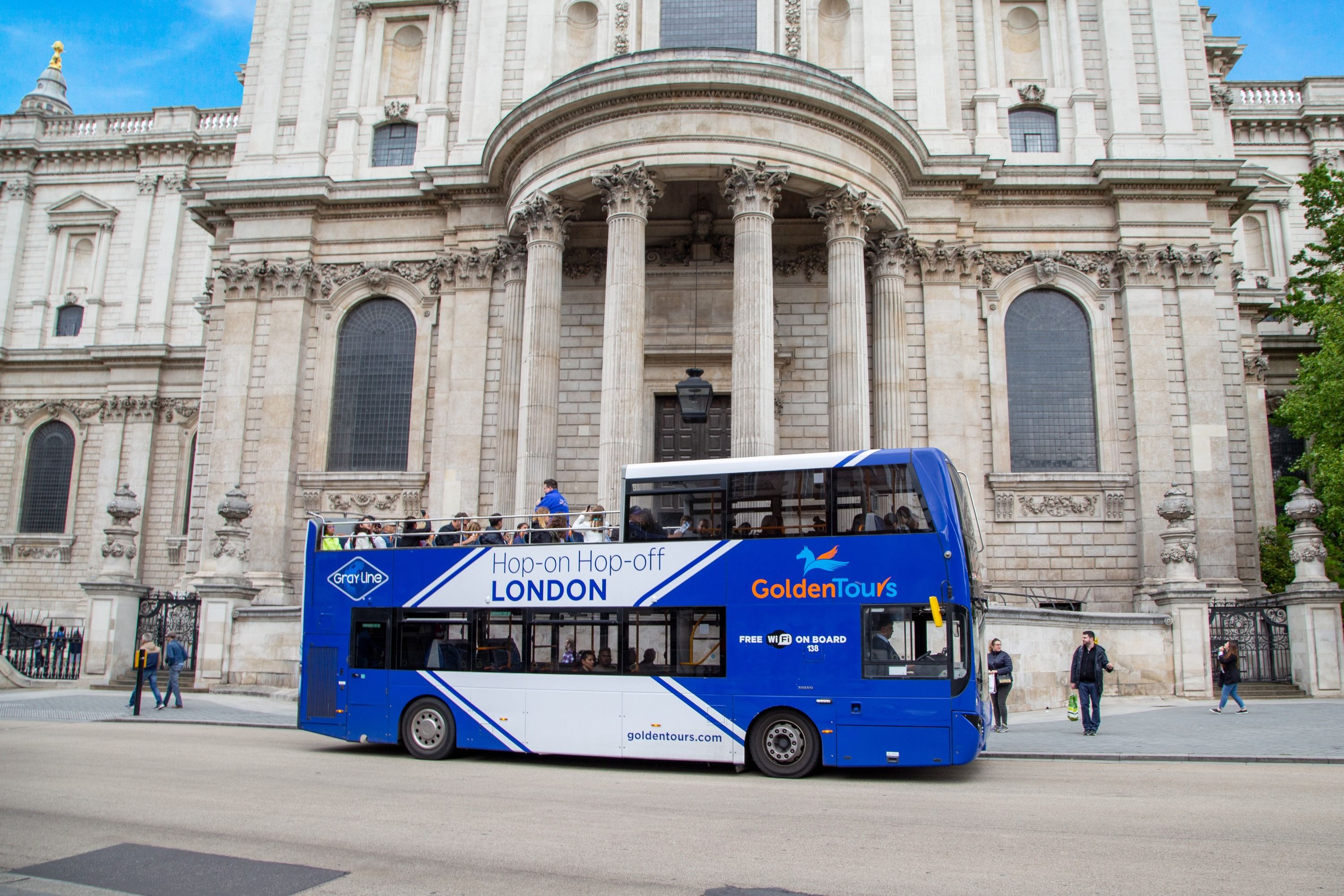 London Hop-On Hop-Off Bus by Golden Tours