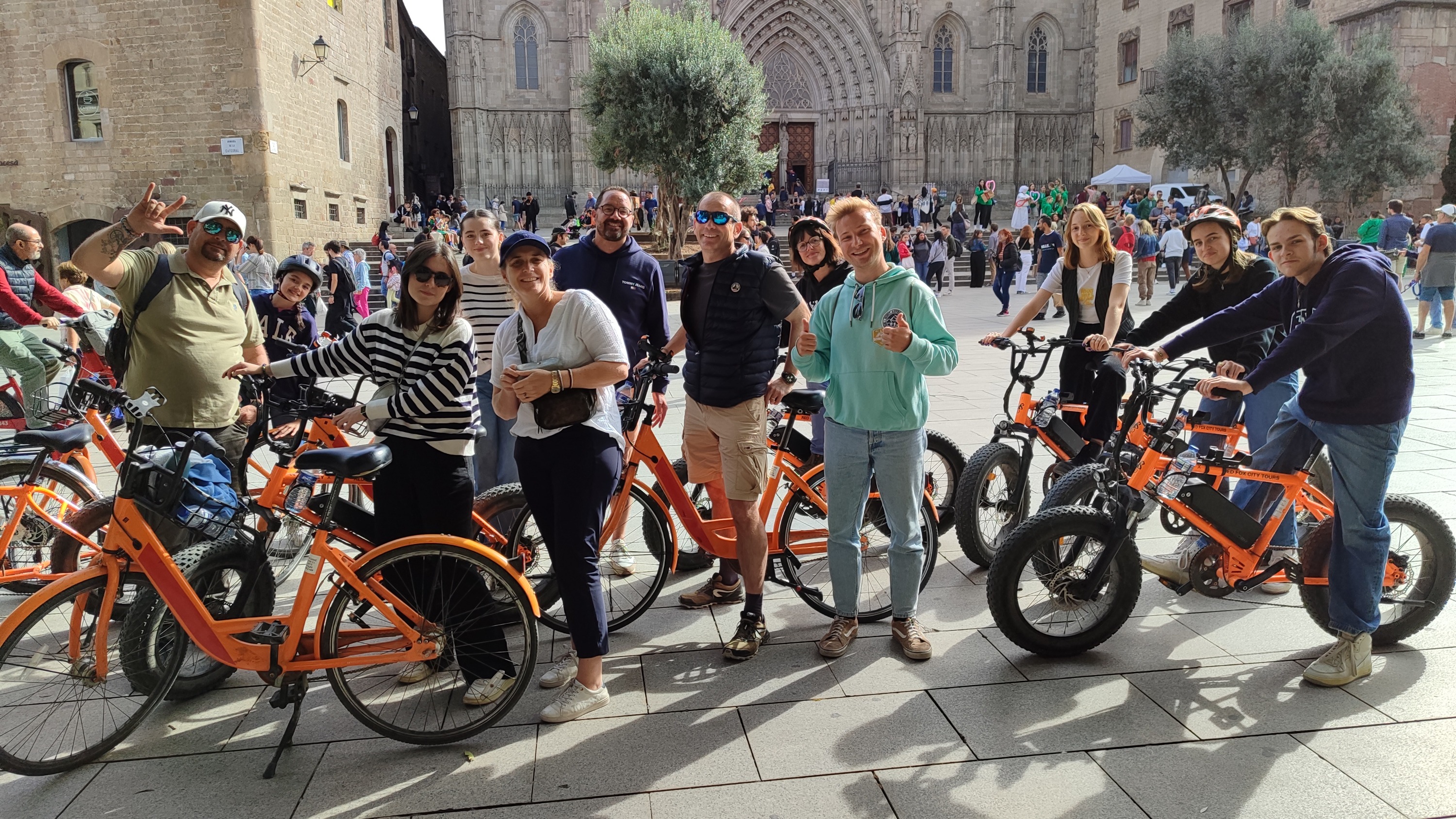 バルセロナ20名所めぐり サイクリングor電動自転車ツアー