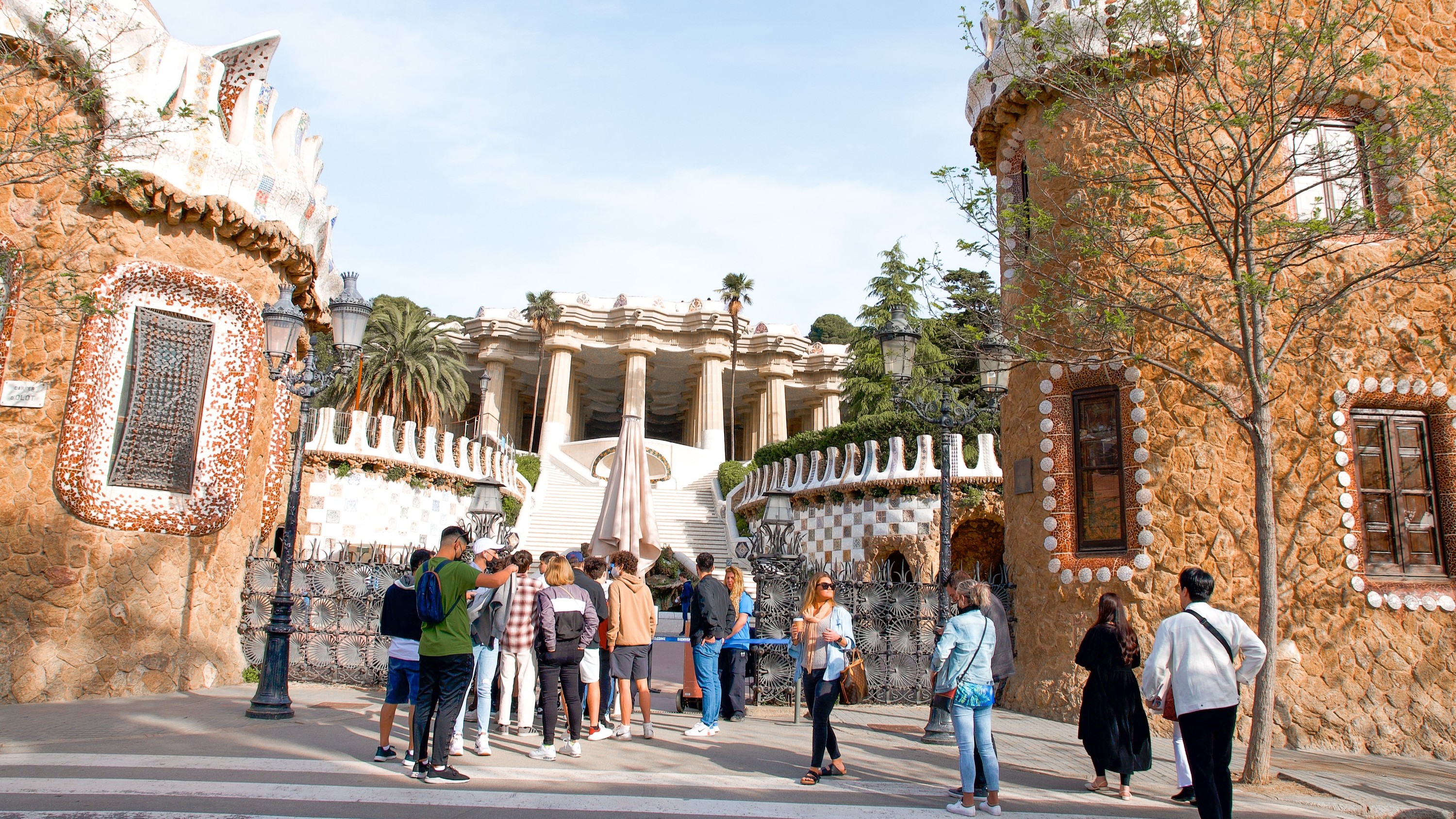 Sagrada Familia, Park Guell & Gothic Quarter one-day tour