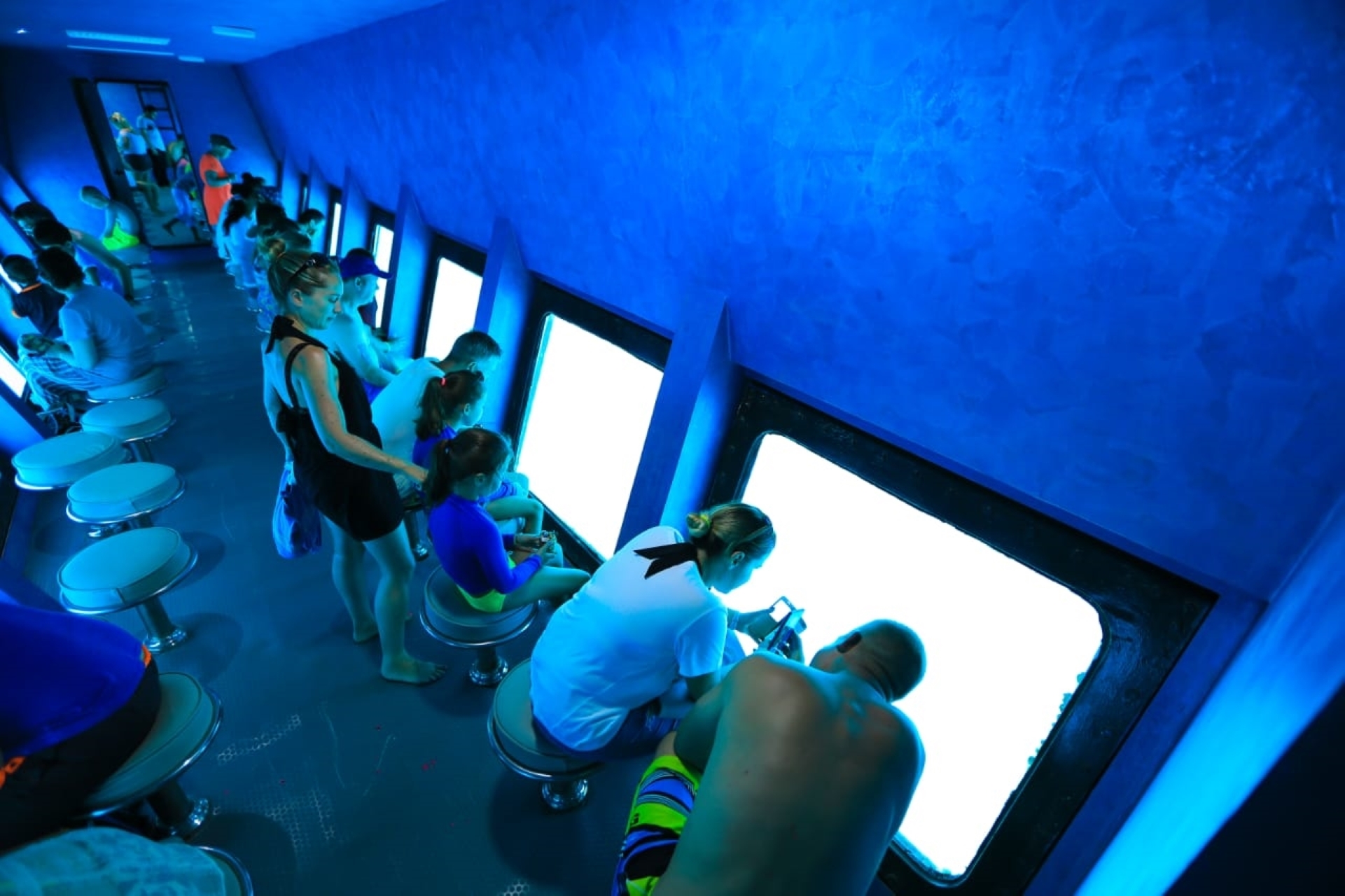 半潛艇之旅2小時(含接送) - 埃及沙姆沙伊赫 半潛艇之旅2小時(含接送) - 埃及沙姆沙伊赫