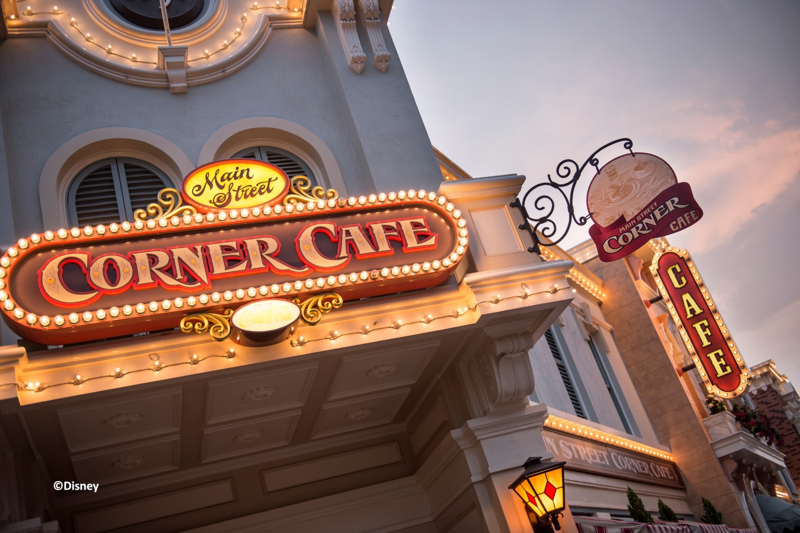 [SALE] Main Street Corner Cafe Afternoon Tea in Hong Kong Disneyland
