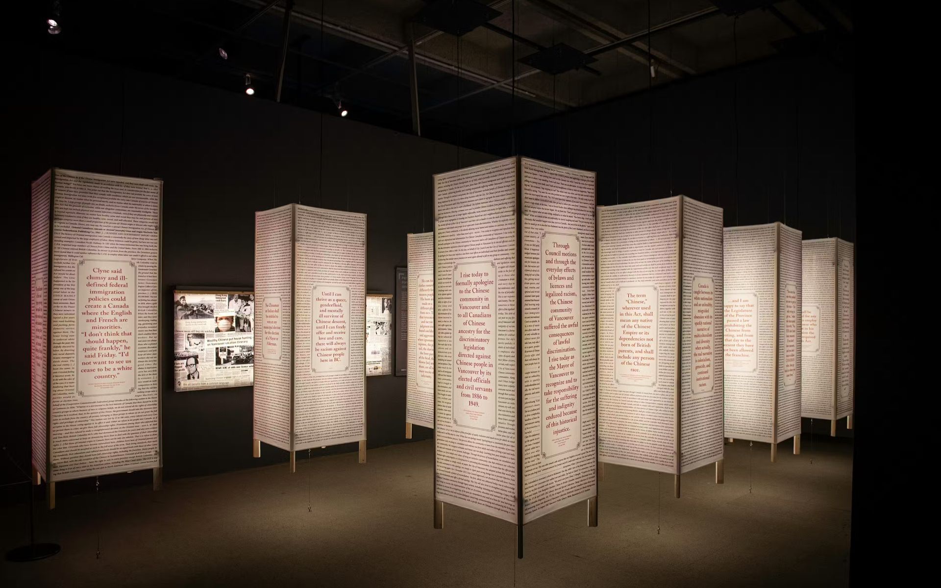 走進沉浸式藝廊，深入了解社會變革與社區故事