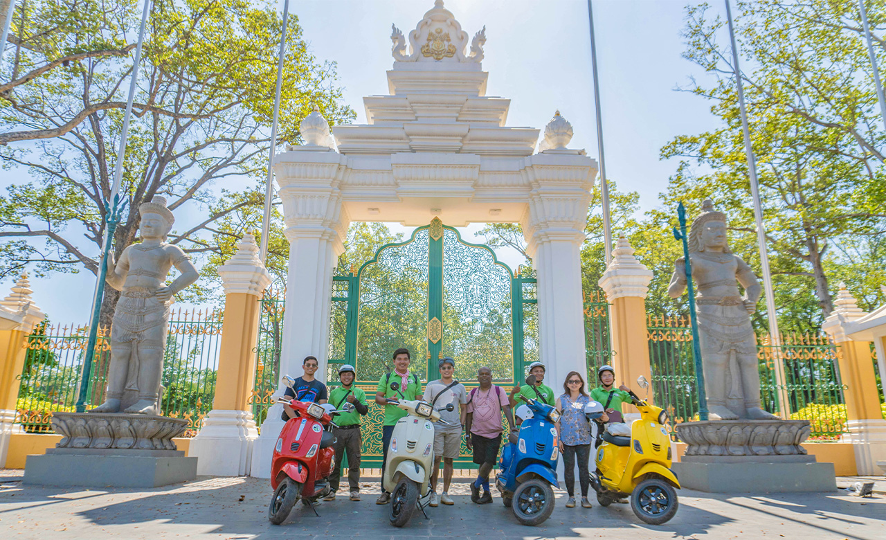 暹粒市（Siem Reap）早市 Vespa 美食之旅