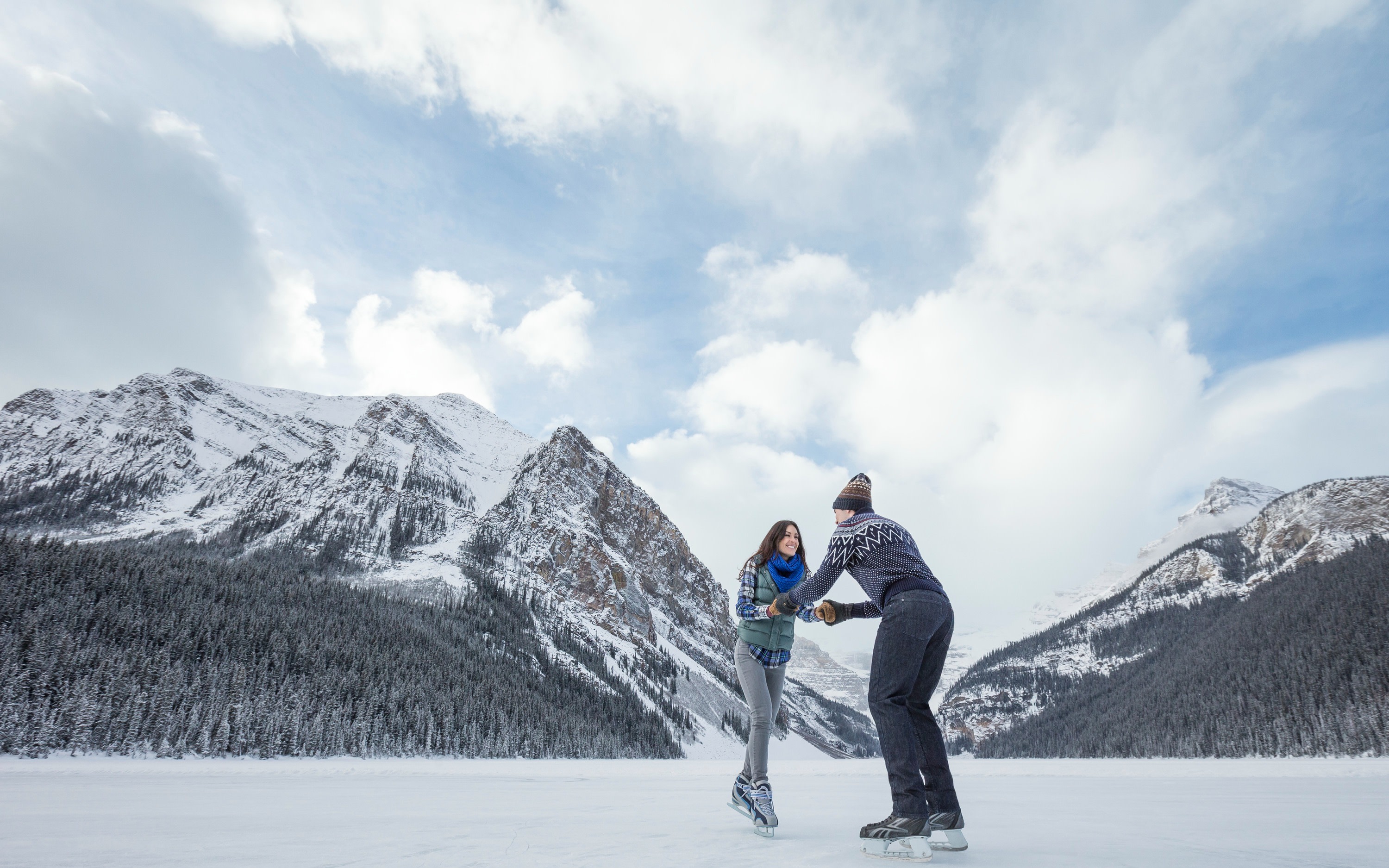 Lake Louise, Moraine Lake & Emerald Lake Day Trip from Banff, Canada