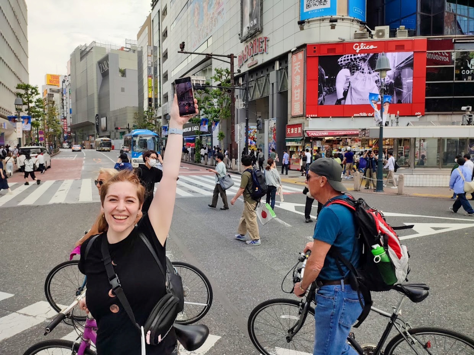 Half Day Local Cycling Tour on a High-end Cross Bike in Tokyo