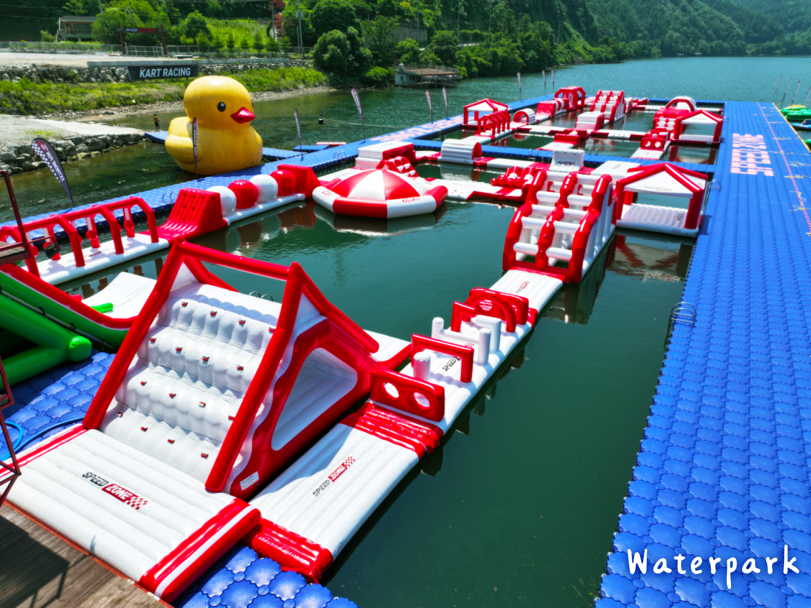 Speed Zone Go Kart& Water Park — 縱身躍入夏日樂趣，體驗10多個精彩的水上景點，包括驚險刺激的滑梯和造浪池。