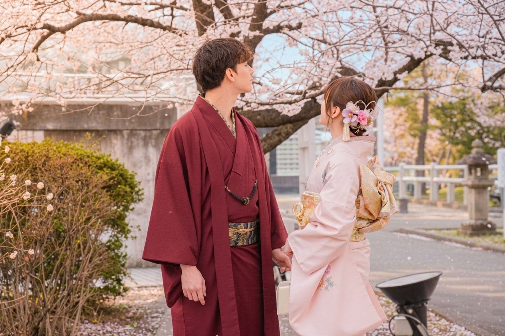 Matching kimono looks are a fun way to enjoy wearing them together! 💖 We have a huge selection of kimonos, from classic patterns to retro-moderns, and even super trendy designs! Matching kimono looks are a fun way to enjoy wearing them together! 💖 We have a huge selection of kimonos, from classic patterns to retro-moderns, and even super trendy designs!