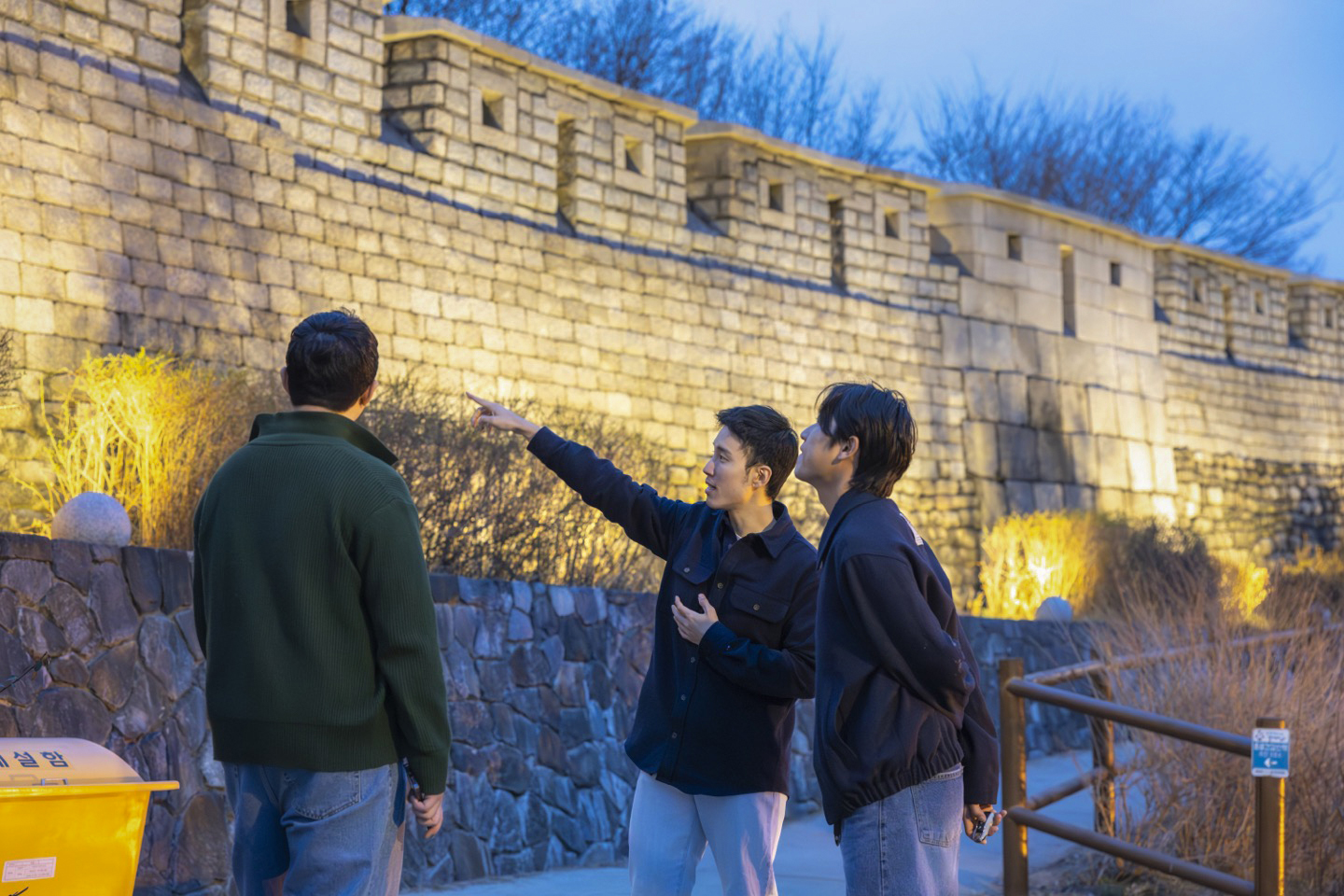 首爾夜間徒步之旅（含導遊）