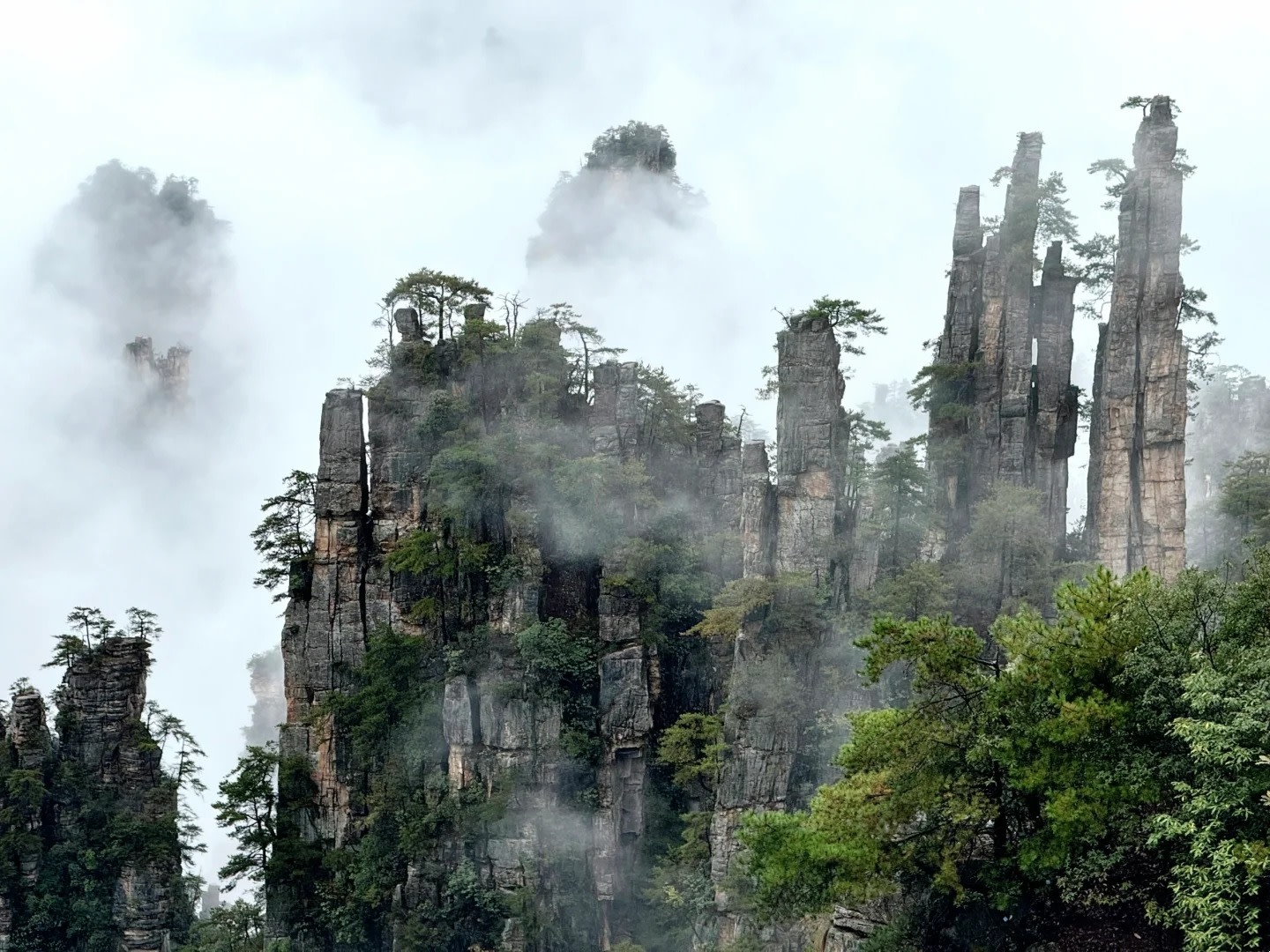 Zhangjiajie & Fenghuang Ancient Town 5-Day Guided Tour