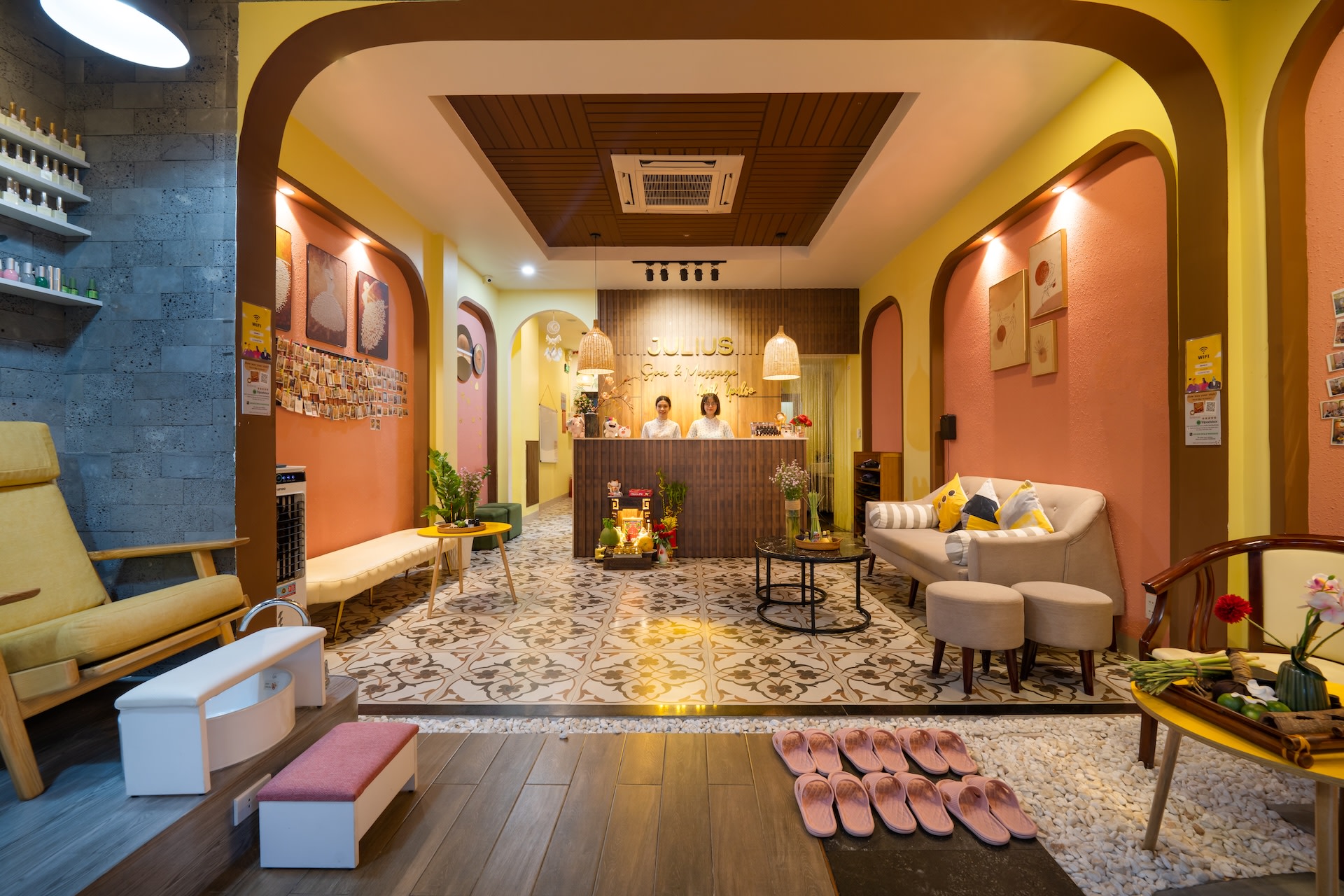 Luxury Spa & Massage Experience at Julius Spa