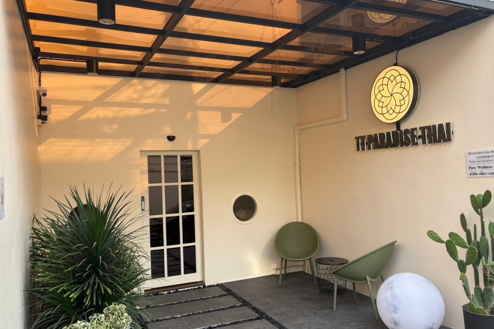 TT Paradise Thai at Thong Lor Experience in Bangkok