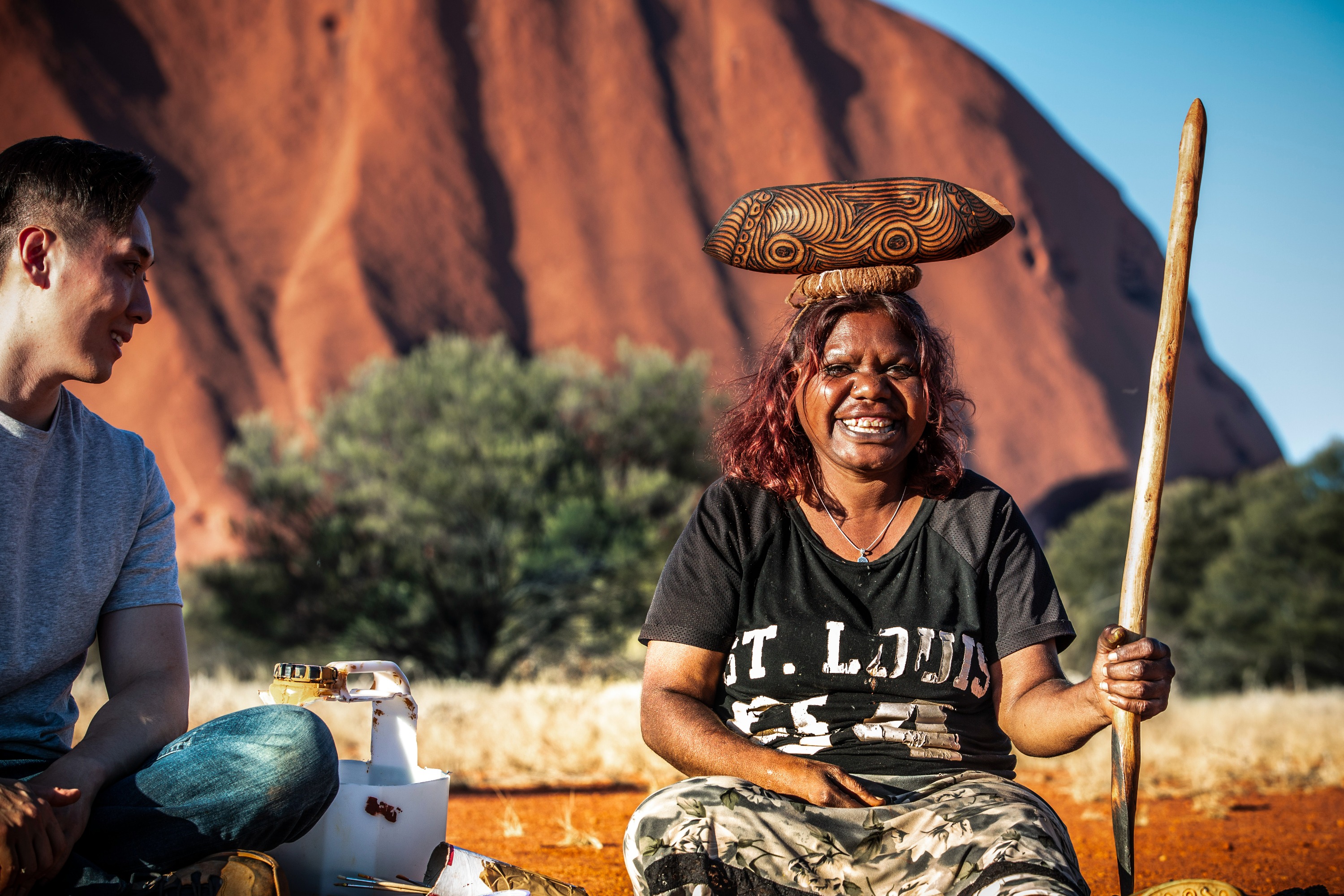 Uluru Aboriginal Cultural Cave Art 1-Hour Tour