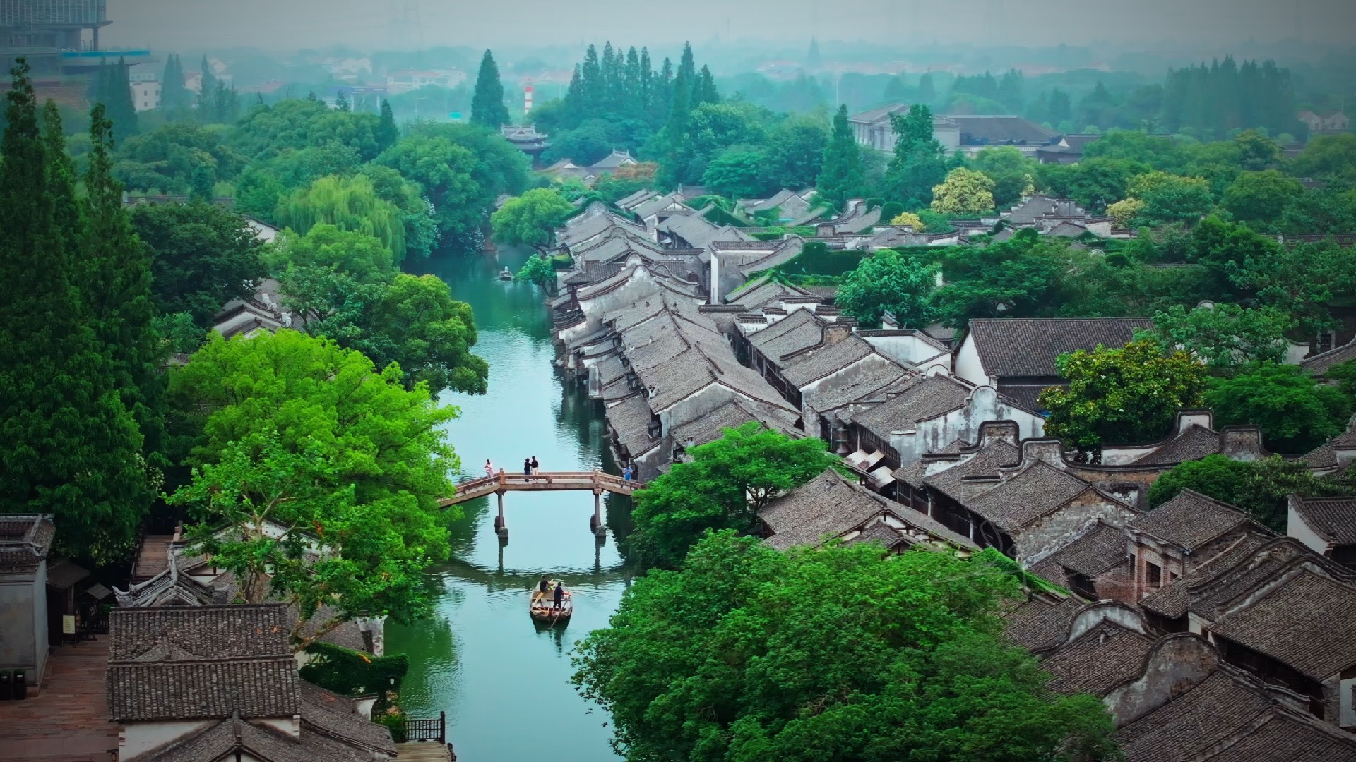 Roaming Jiangnan: Suzhou + Wuzhen 2-Day Tour