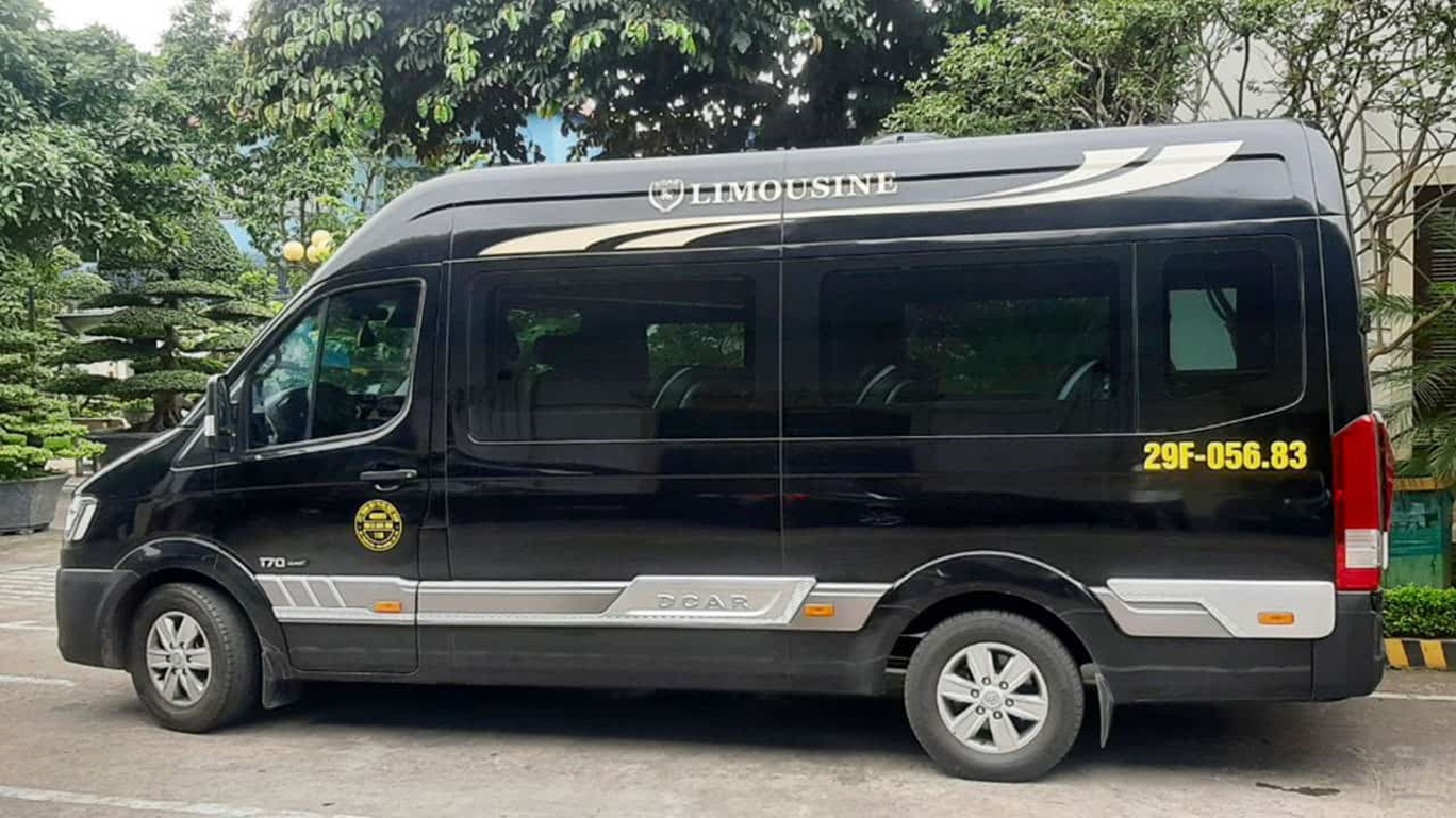 Dcar豪華轎車 - VIP團(最多10人) Dcar豪華轎車 - VIP團(最多10人)