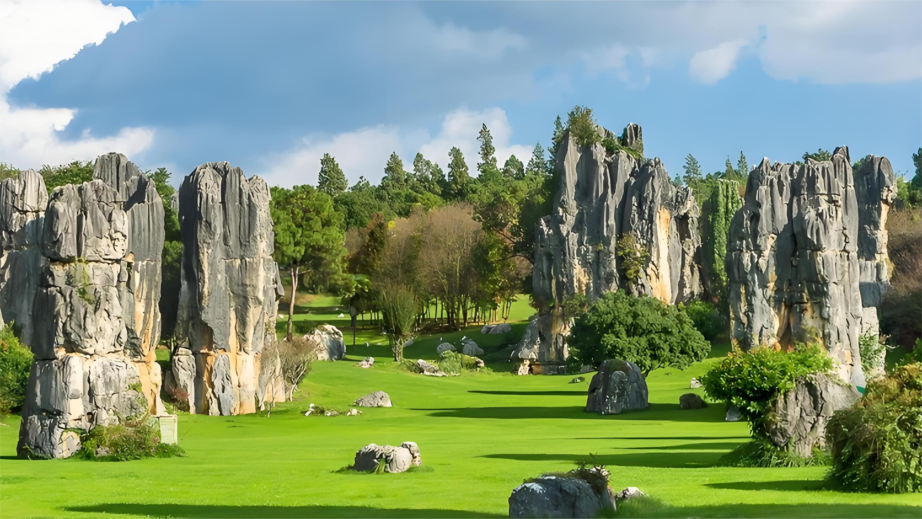 Kunming Private Guided Day Tour Stone Forest Jiuxiang