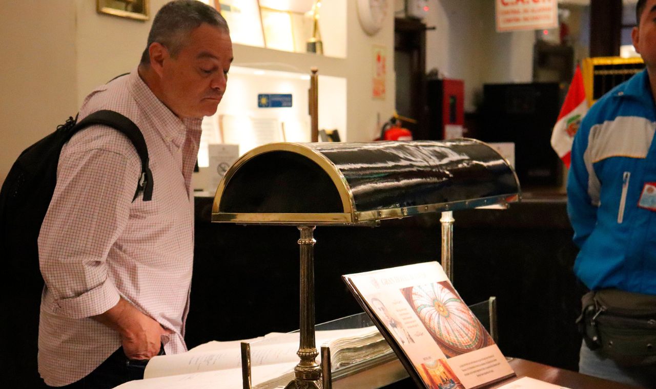 入住或造訪利馬歷史飯店，沉浸於傳統、魅力與秘魯文化遺產的完美融合。