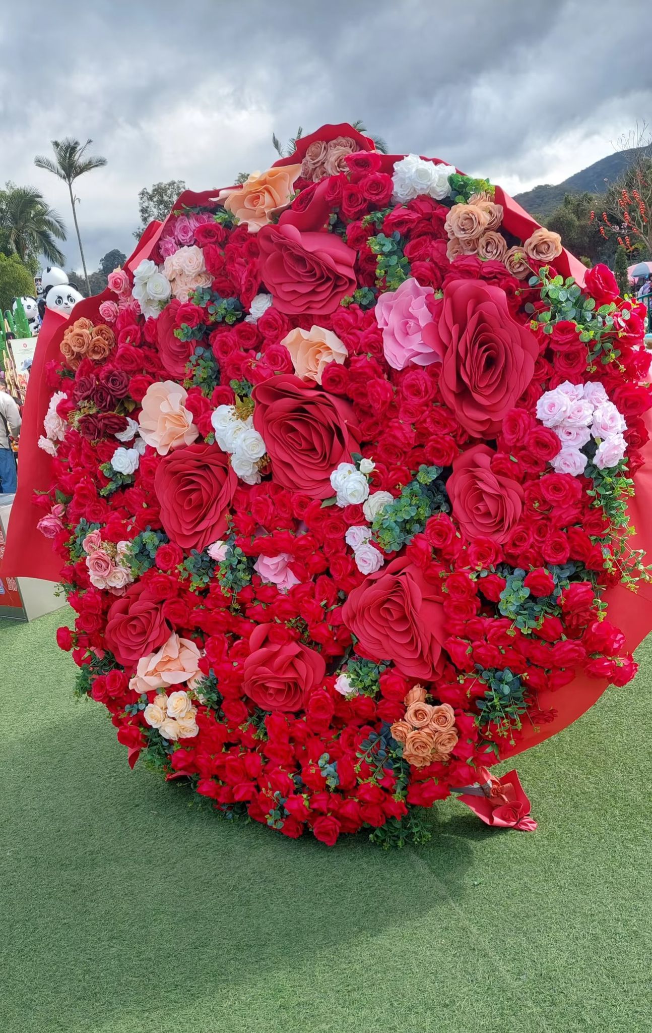 【盆菜早鳥優惠 2026｜香港林村許願盆菜 | 傳統熬製鮑魚、鮑汁花膠花膠、紅燒海參等二十多種食材精心研製｜免費送貨、非物質文化遺產