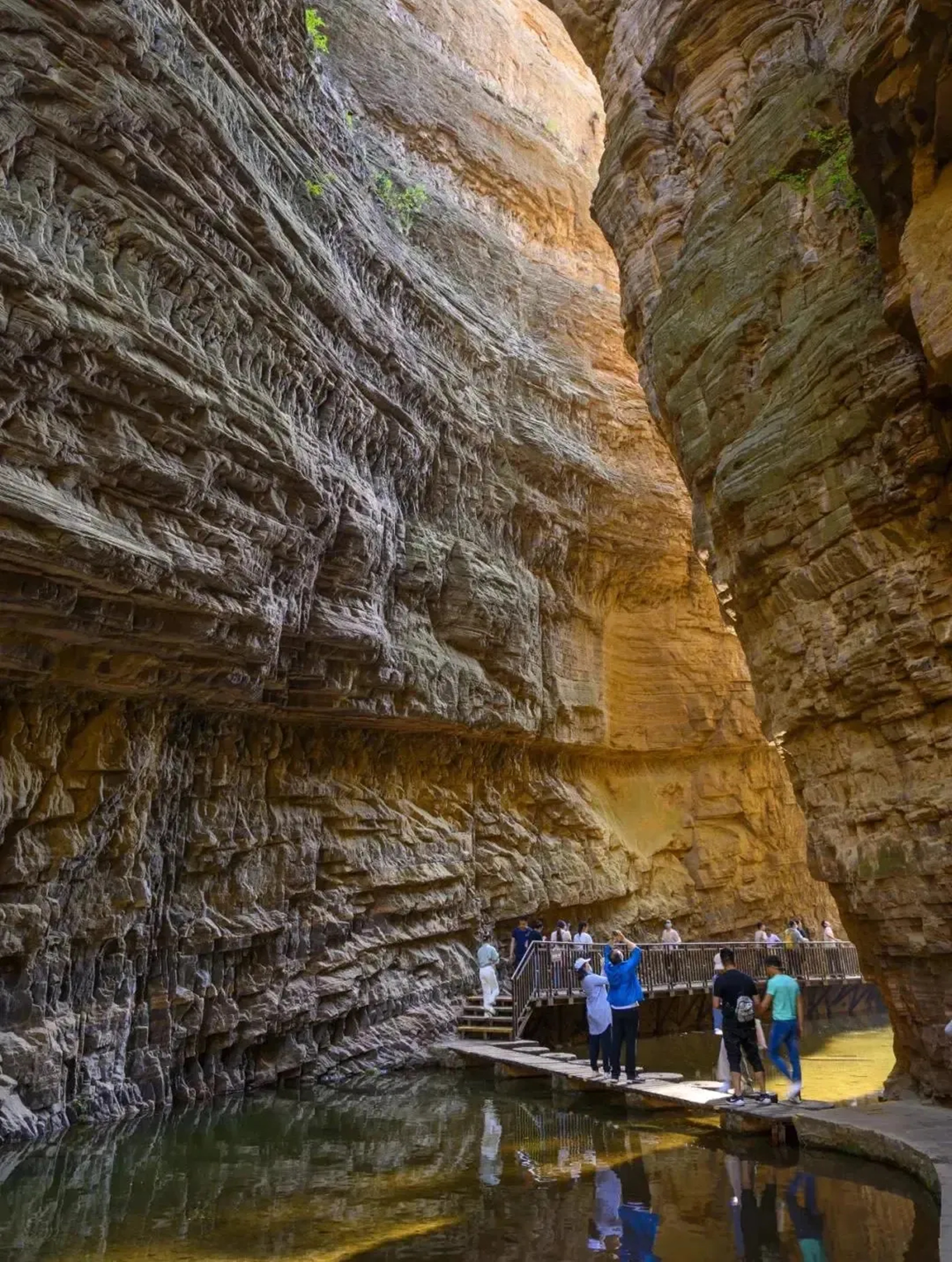 河南洛陽龍潭大峽谷一日遊