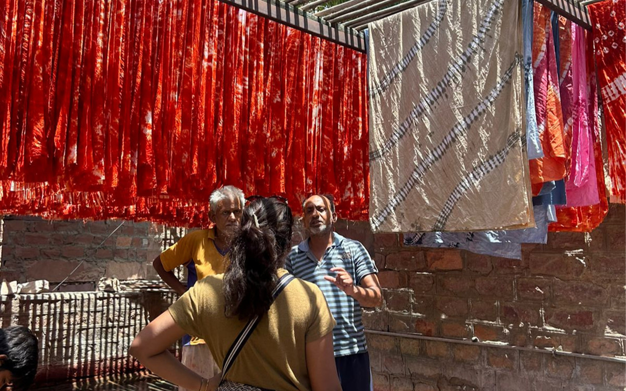 Tie and Dye Experience in Jodhpur with Family of Late Mohammed Ishaq