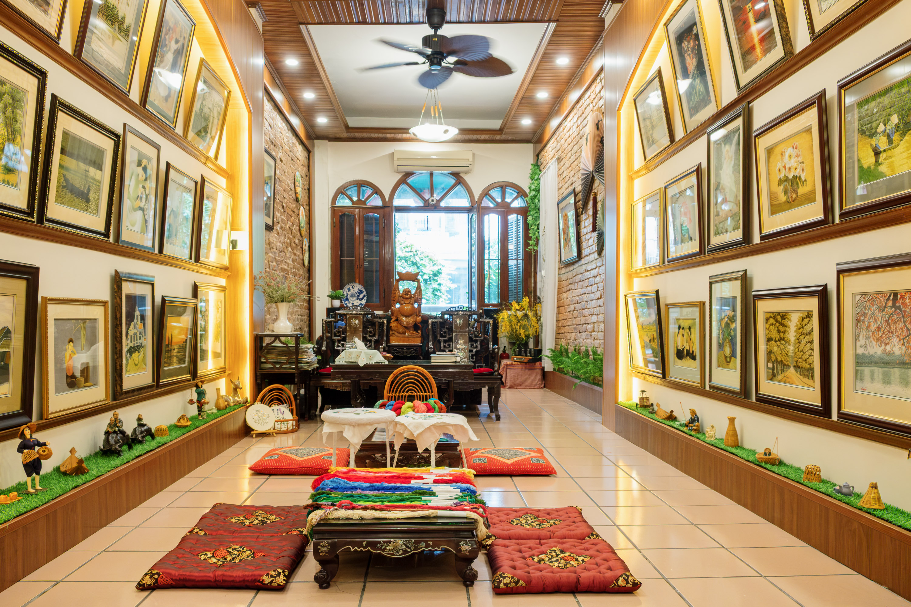 Hanoi's Heritage: Embroidery Workshop in Traditional House