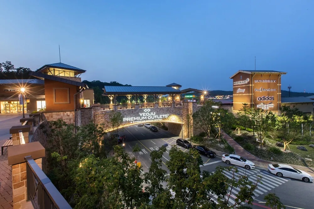 Paju, Yeoju, Uiwang, Siheung, Gimpo Hyundai | Korea Outlet Tour